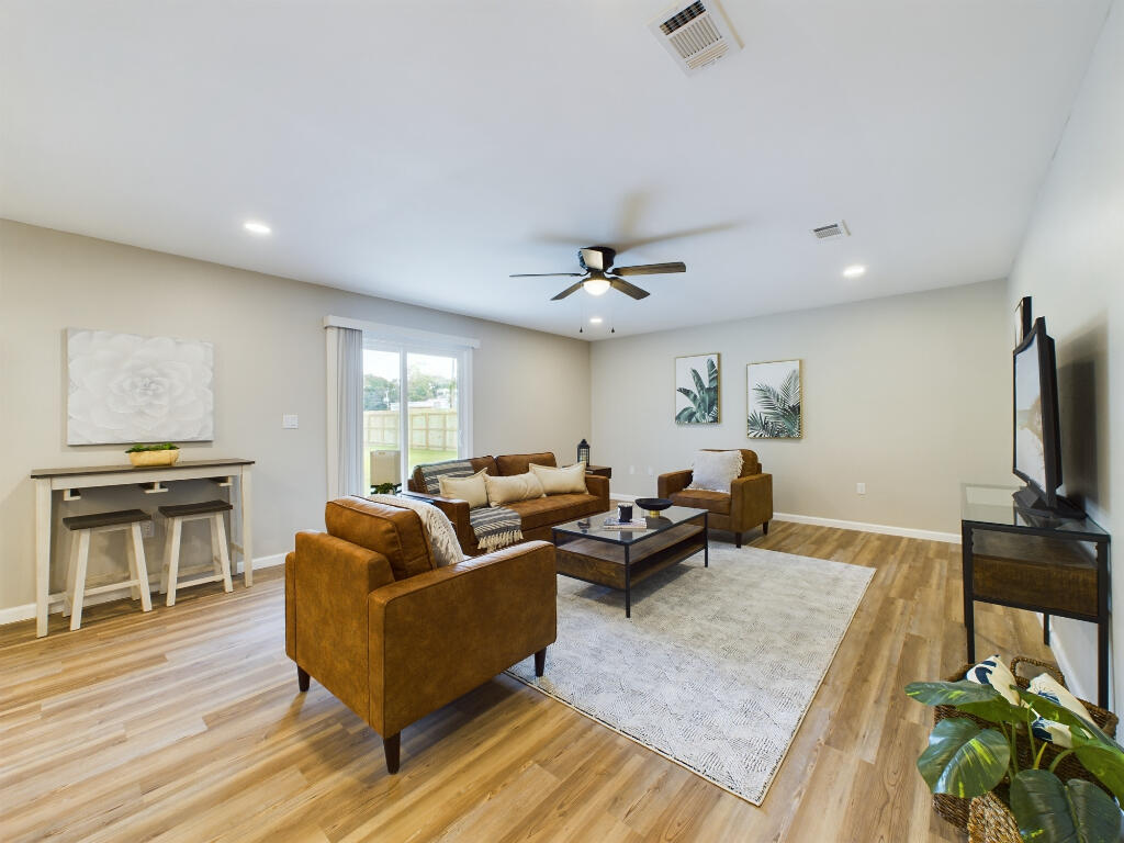 CAMPBELL ADDN TO CRESTVIEW - Residential