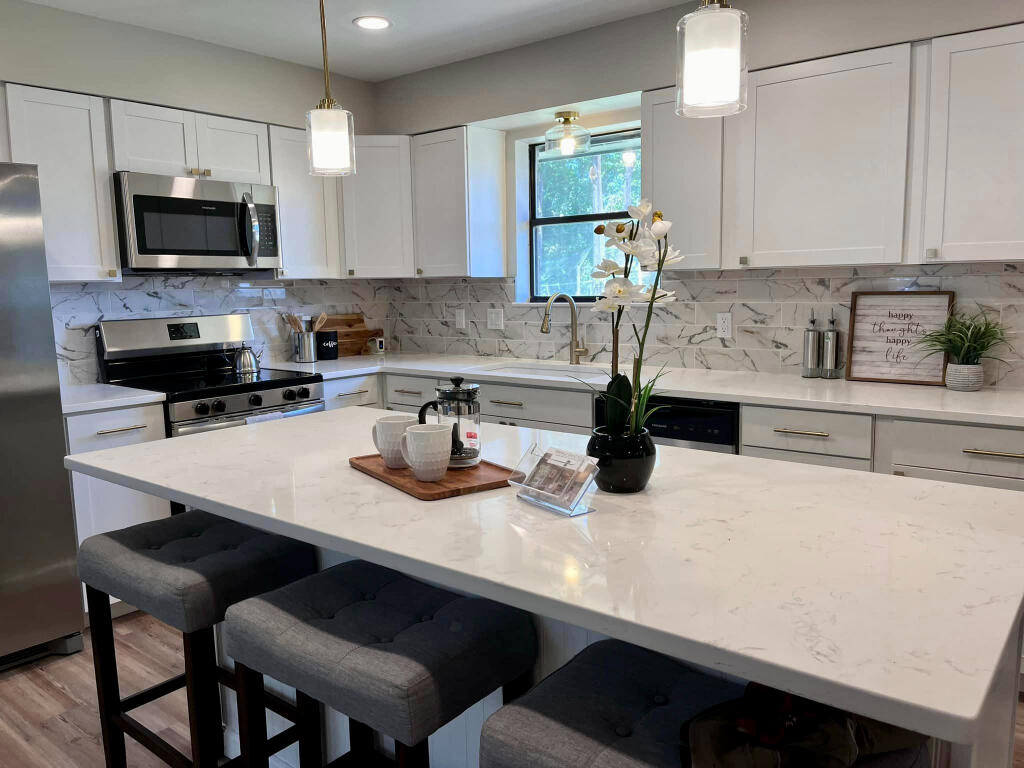 CAMPBELL ADDN TO CRESTVIEW - Residential