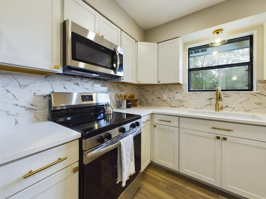 CAMPBELL ADDN TO CRESTVIEW - Residential