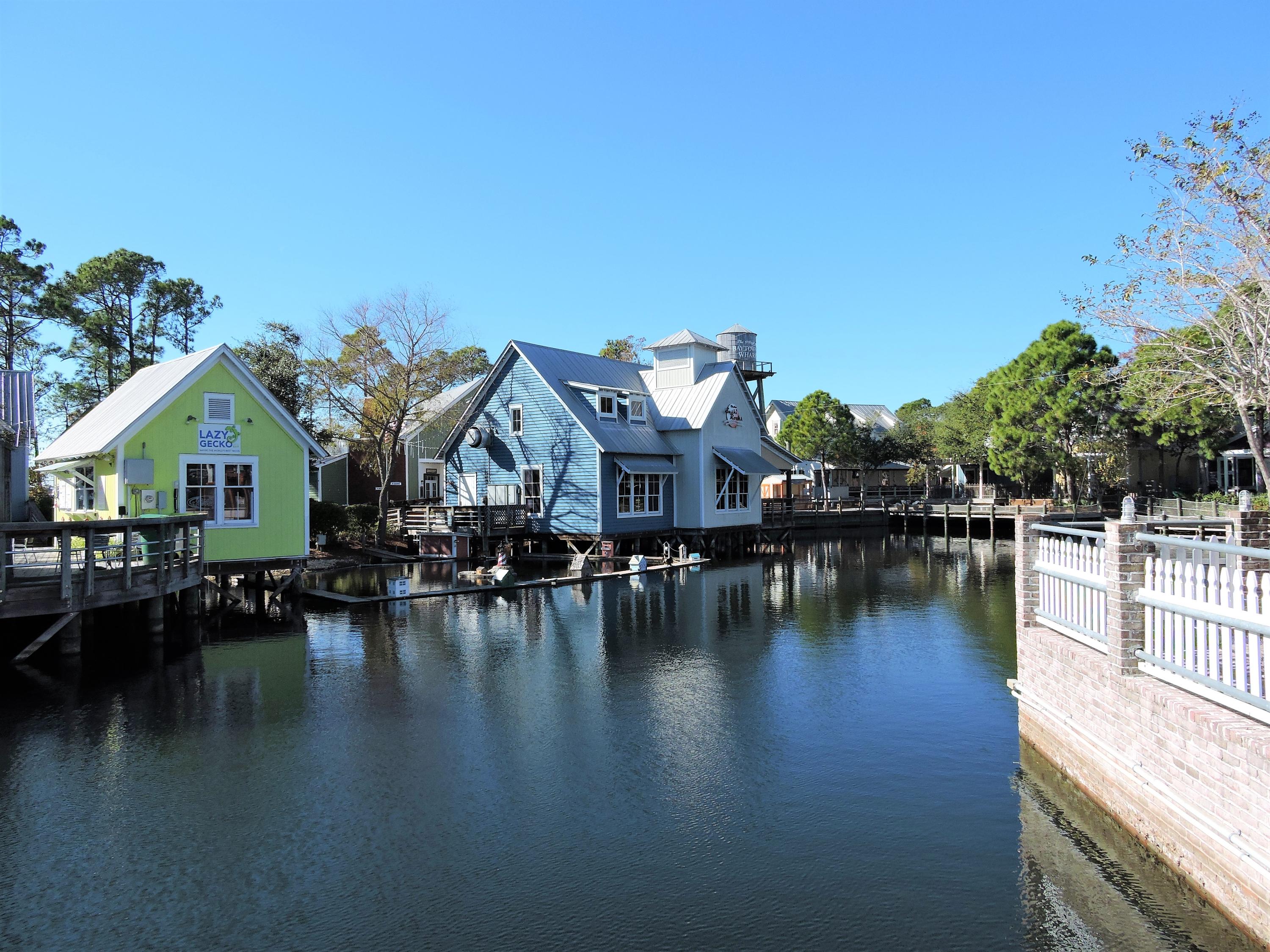 BAHIA CONDO - Residential