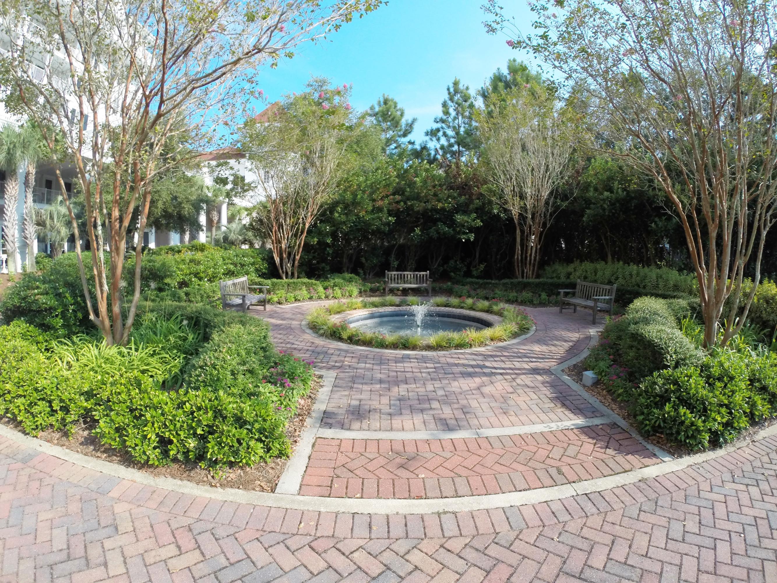 BAHIA CONDO - Residential