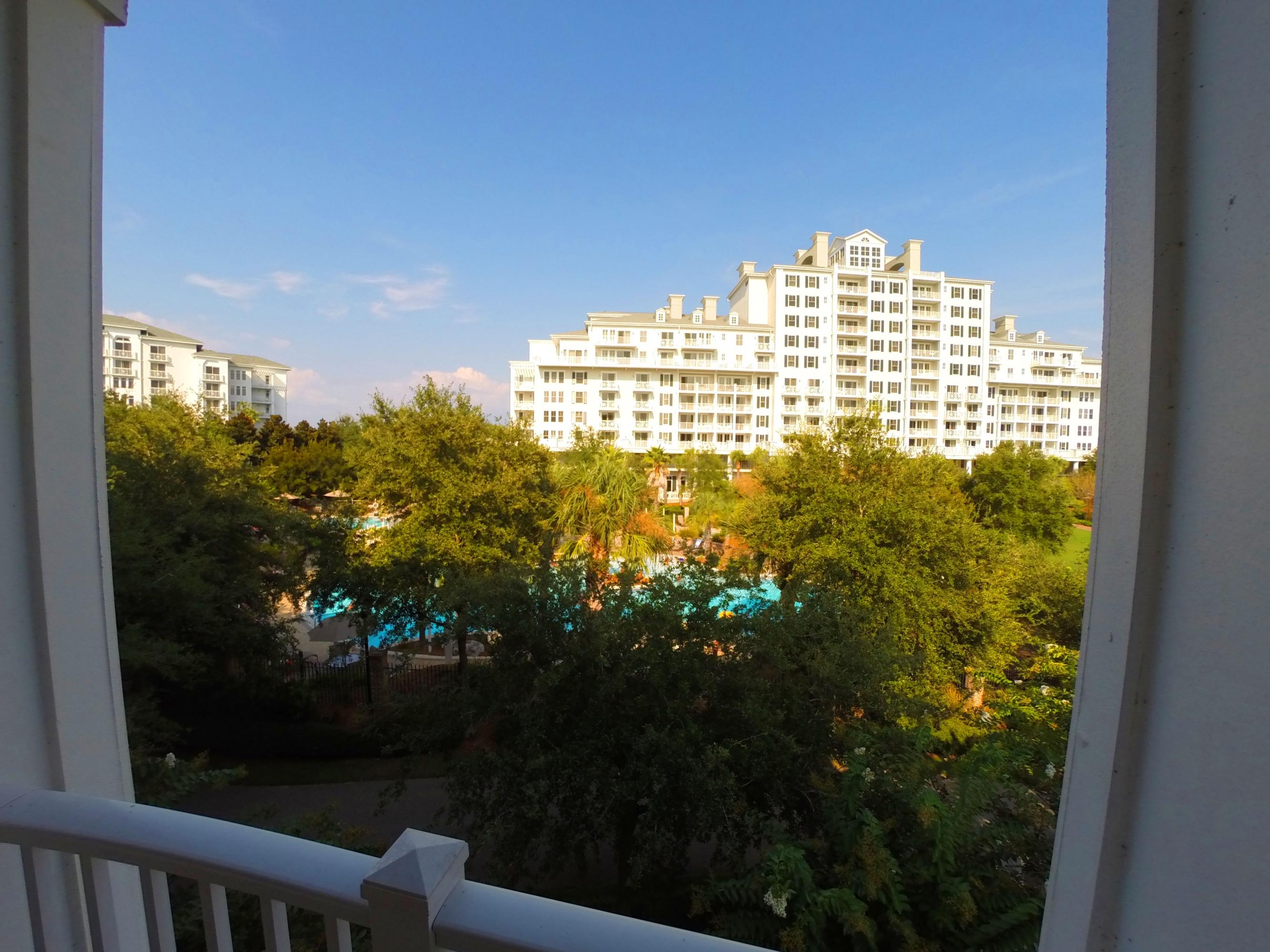 BAHIA CONDO - Residential