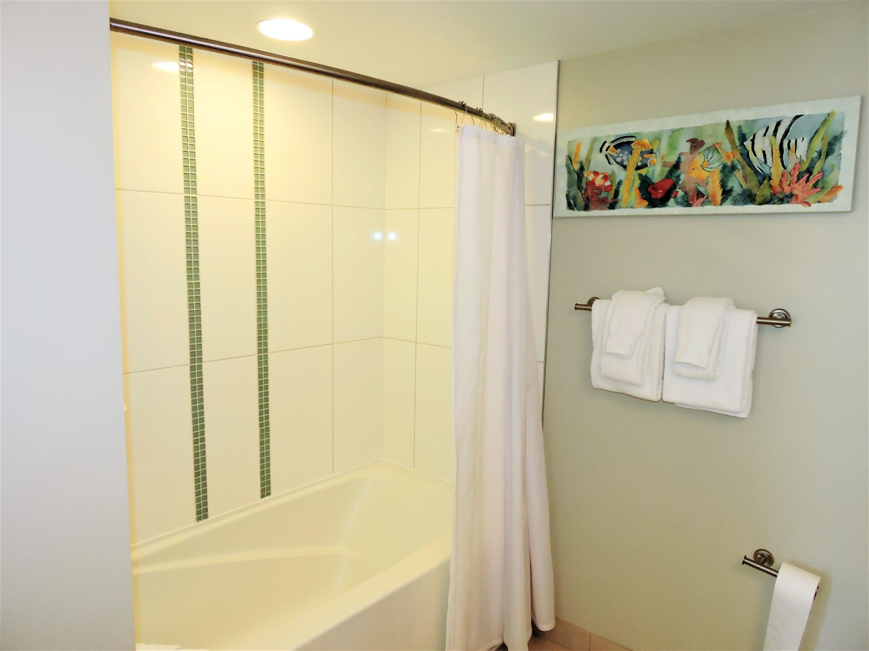 BAHIA CONDO - Residential