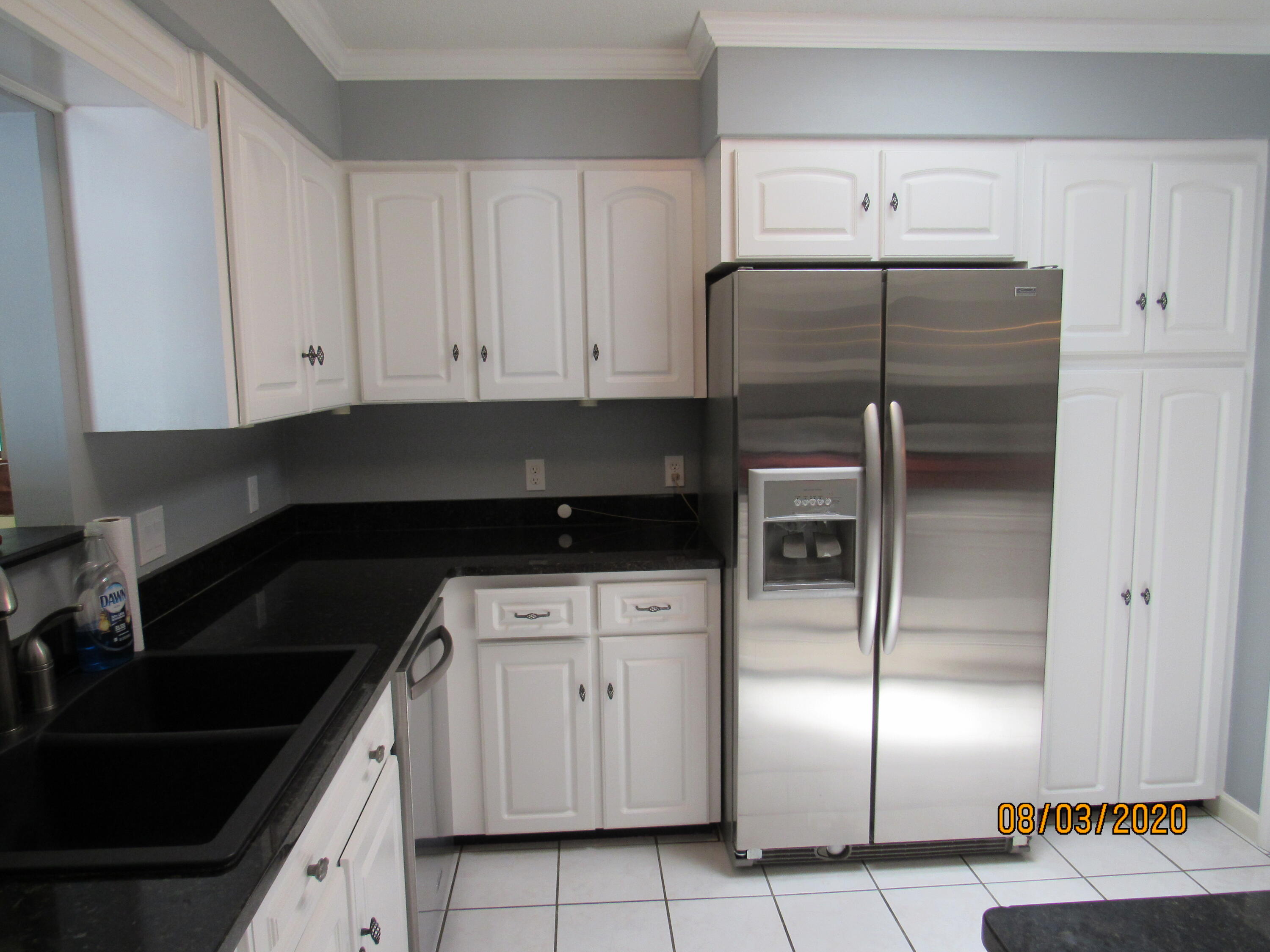 VALPARAISO PINECREST 6 - Residential Lease