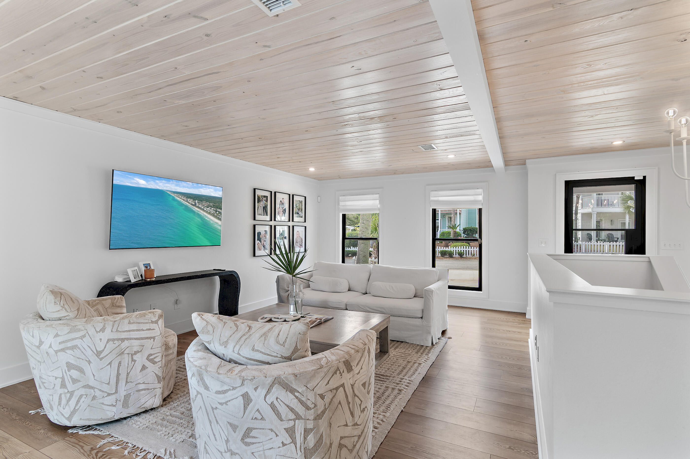 SEA DUNES - Residential