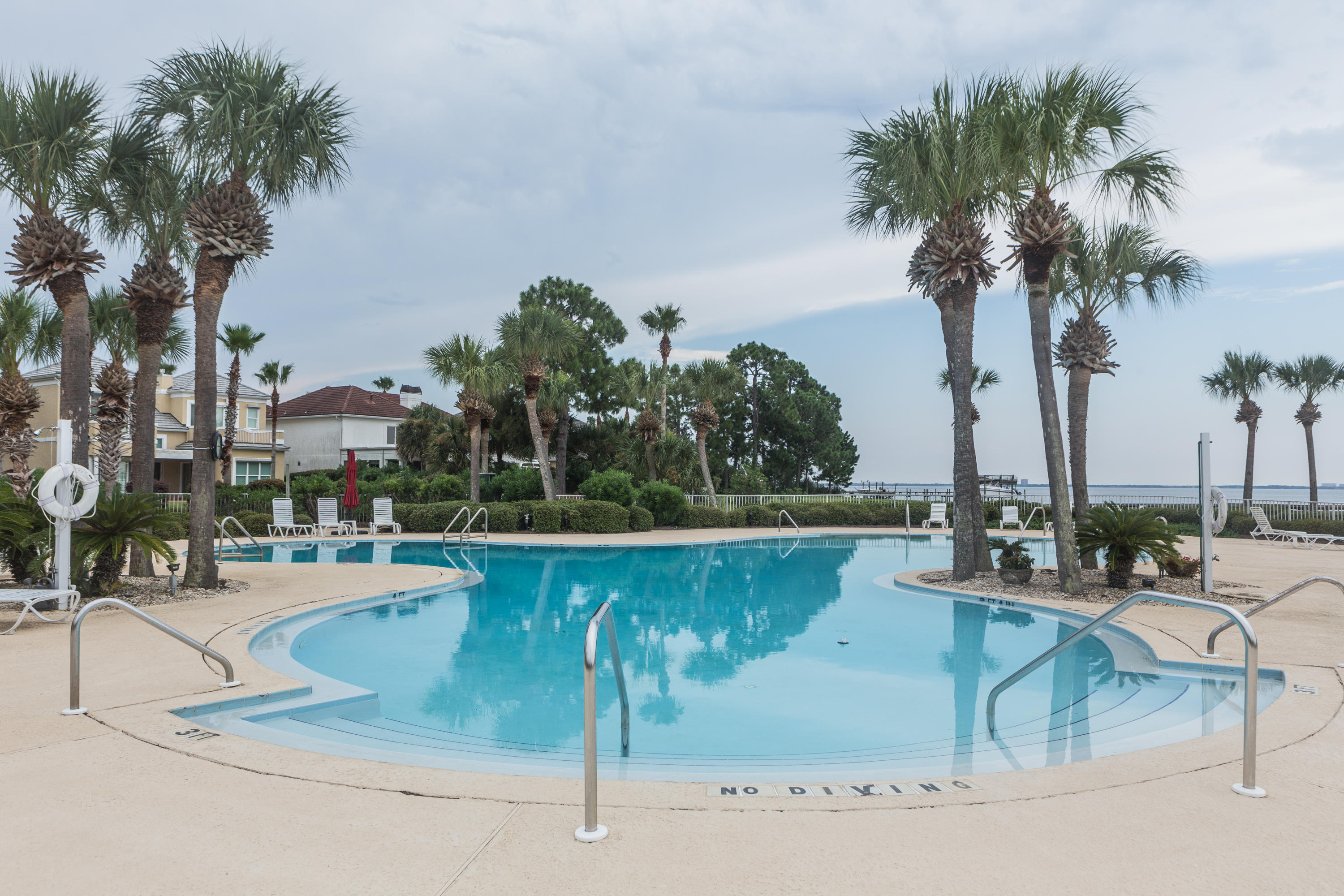 SUNSET BEACH - Residential