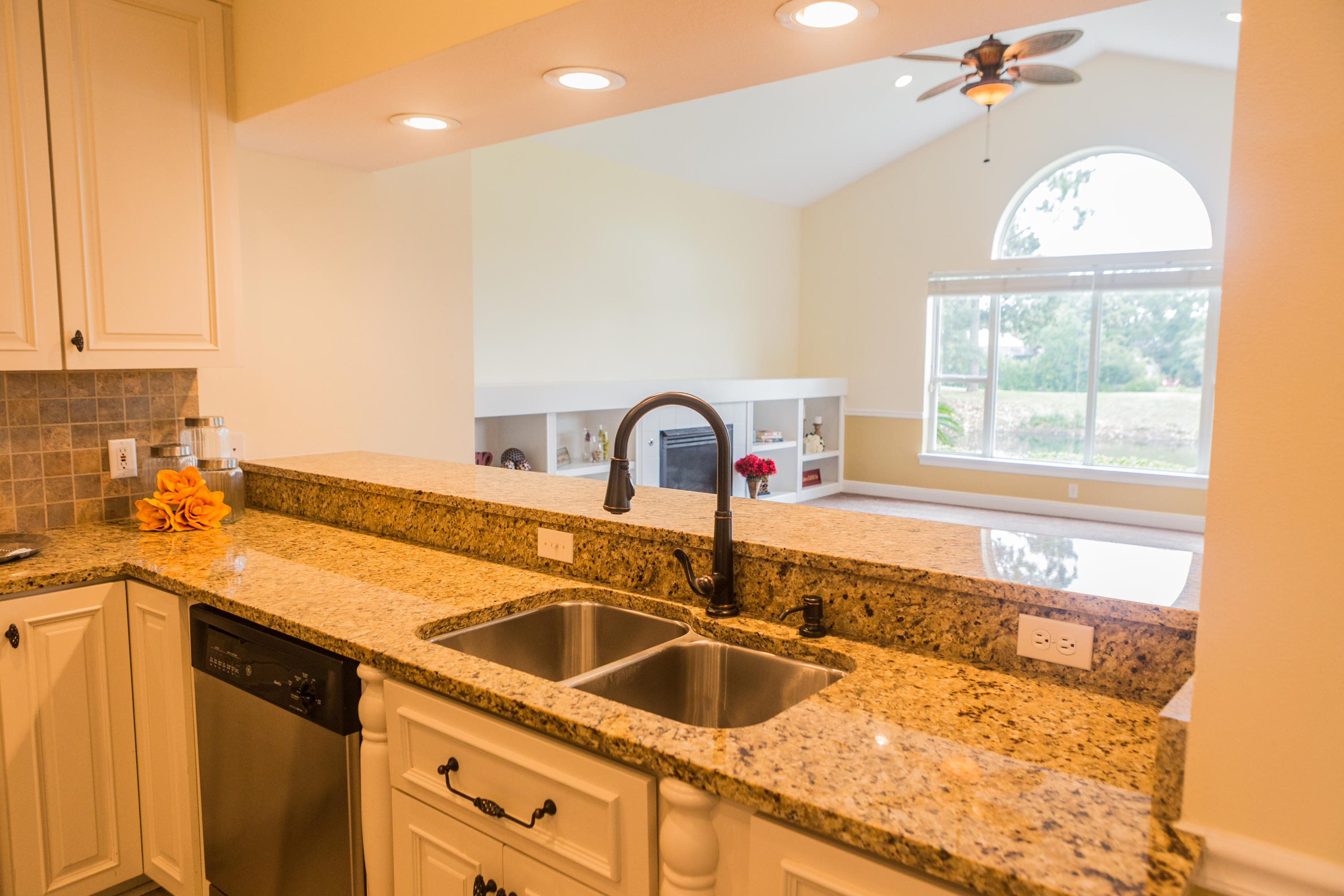 SUNSET BEACH - Residential