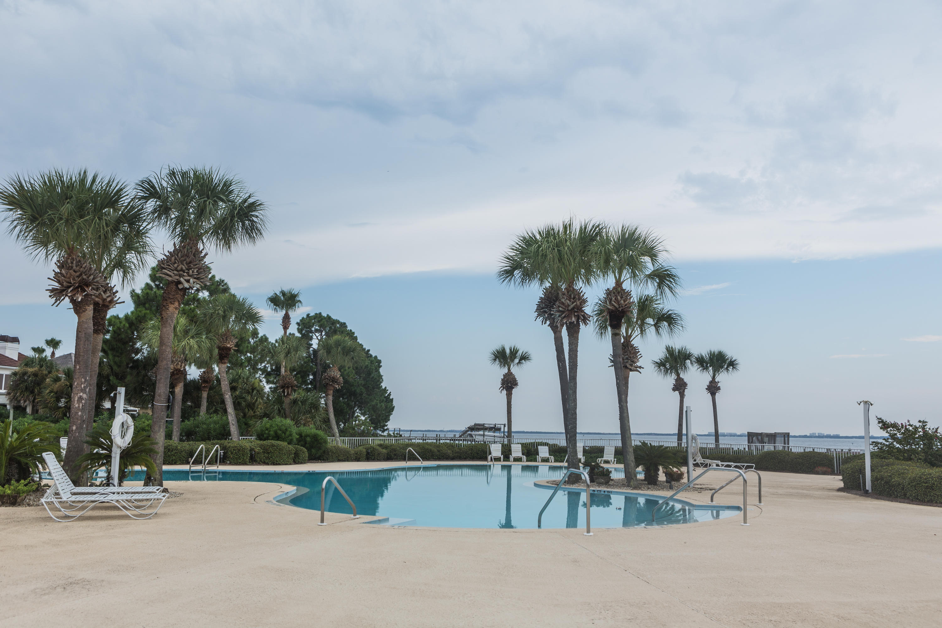 SUNSET BEACH - Residential