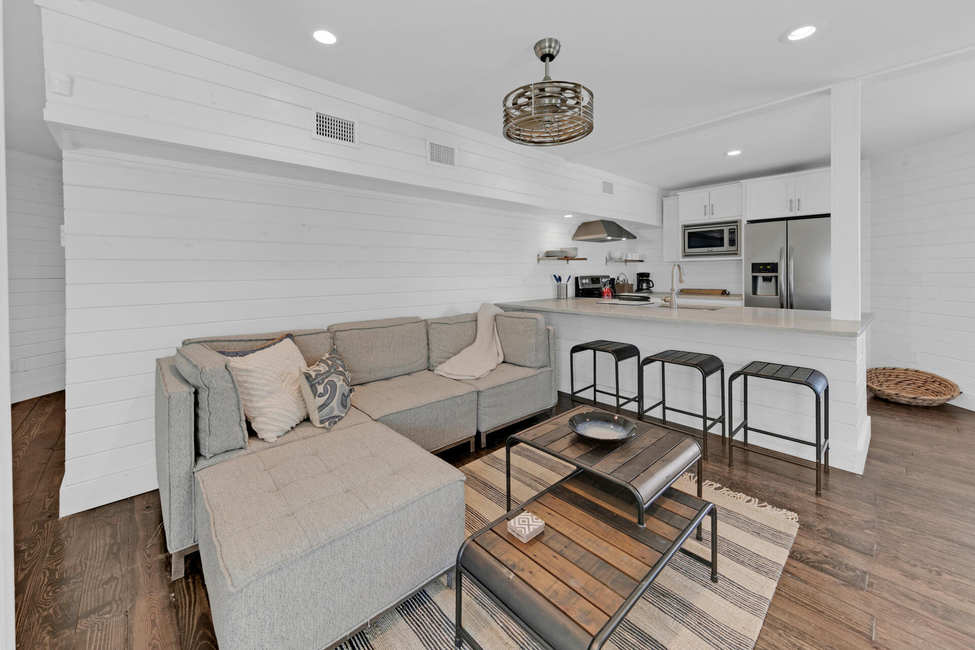 SEAGROVE 1ST ADDN - Residential