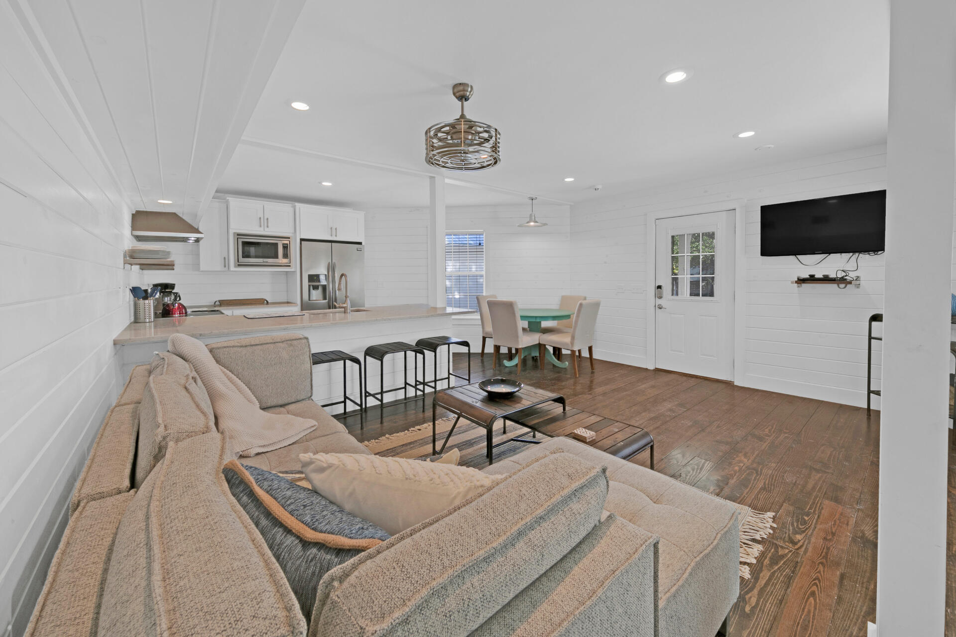 SEAGROVE 1ST ADDN - Residential