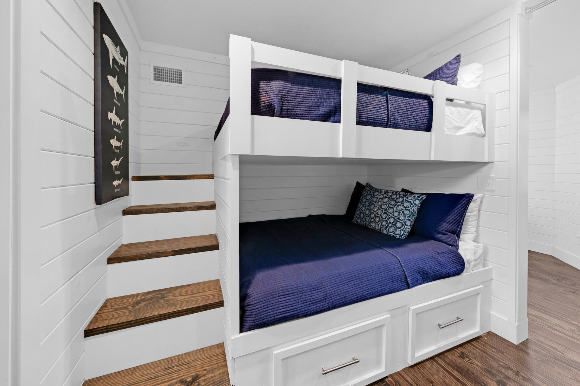 SEAGROVE 1ST ADDN - Residential