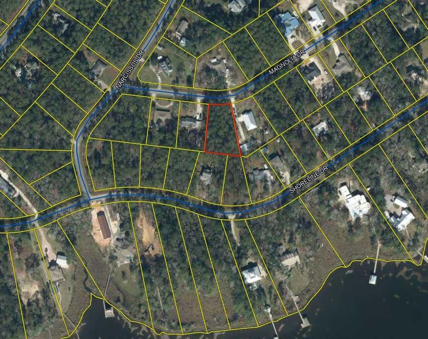 Beautiful LARGE Vacant lot in Lagrange Shores in the FAST GROWING area of Freeport.  Community has NO HOA, only a short drive to the beaches of 30 A and all its shopping/entertainment.  No Toll bridge on 331 to South Walton fun to literally 50+ restaurants.!  Live like your on vacation every day!  Flood Zone X.  lot is ready to build on!  Freeport is one of the fastest growing communities in Walton County. New shopping, businesses, restaurants and Publix. With the Hwy331 improvements, it is a short drive to the beach. For all boaters, there is a marina just up the road for launching and gas- and food.