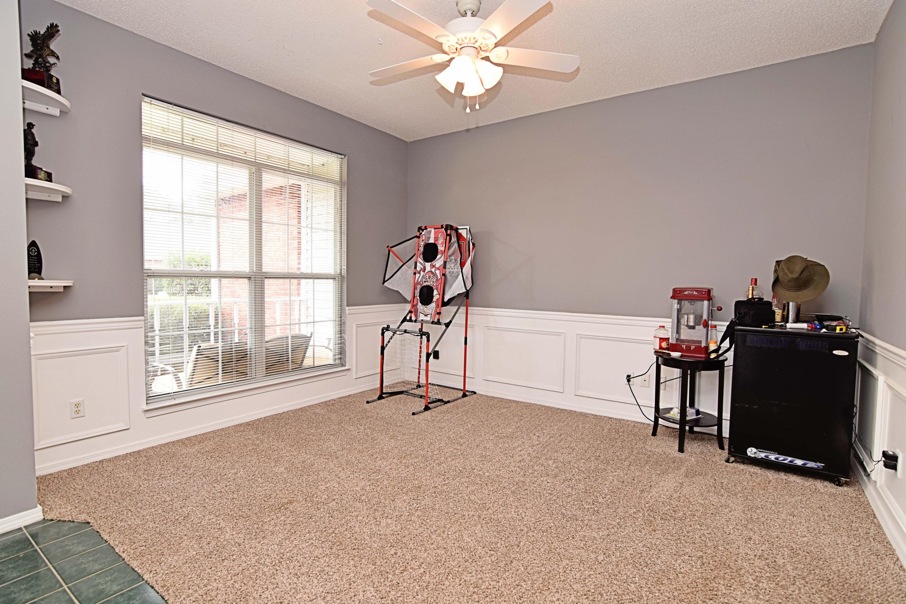 PARKWOOD SQUARE PH 2 - Residential