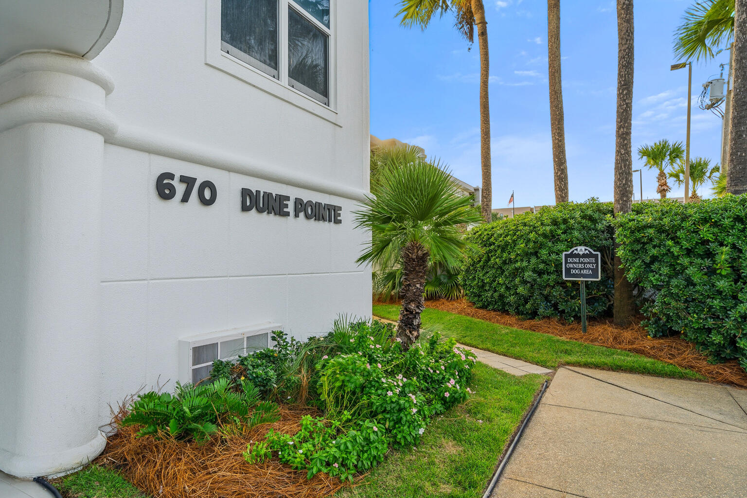 DUNE POINTE CONDO - Residential