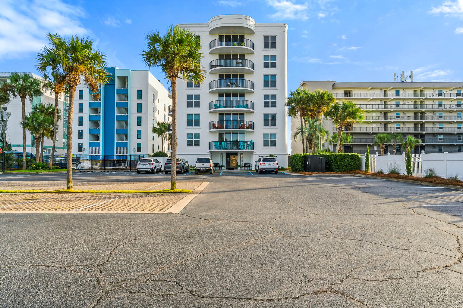 DUNE POINTE CONDO - Residential