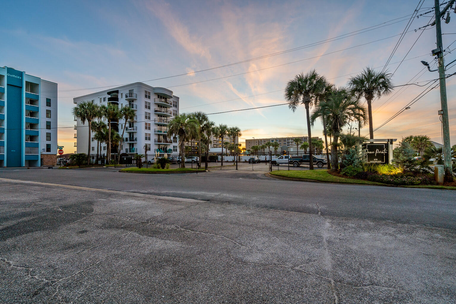 DUNE POINTE CONDO - Residential