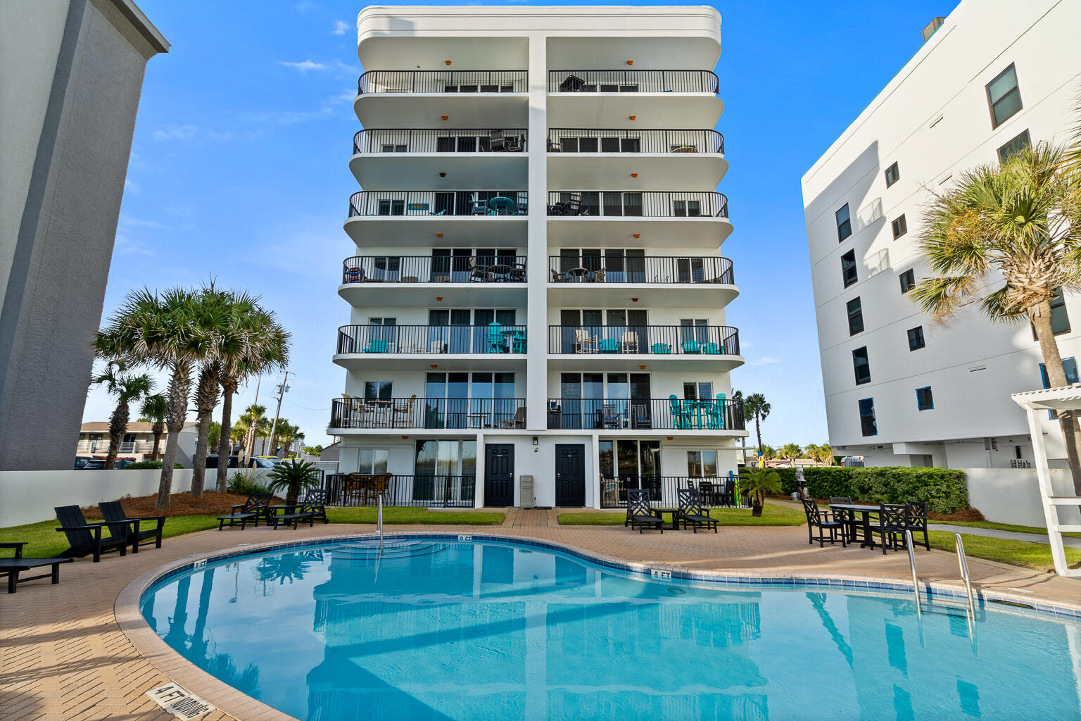 DUNE POINTE CONDO - Residential