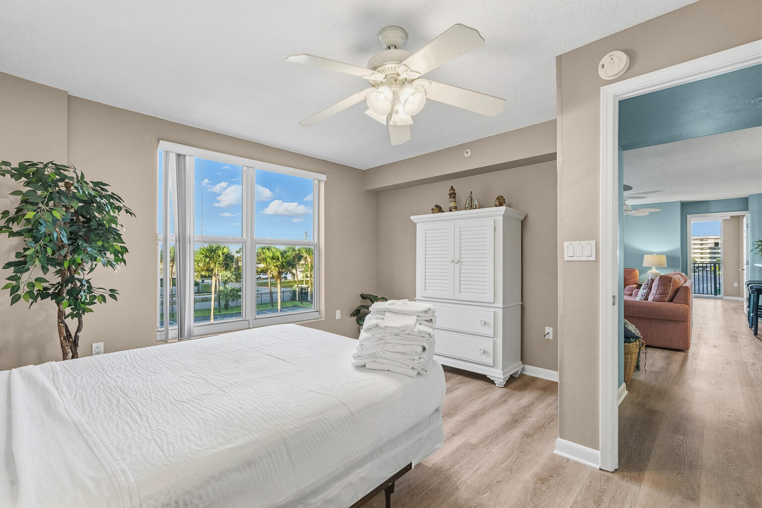 DUNE POINTE CONDO - Residential