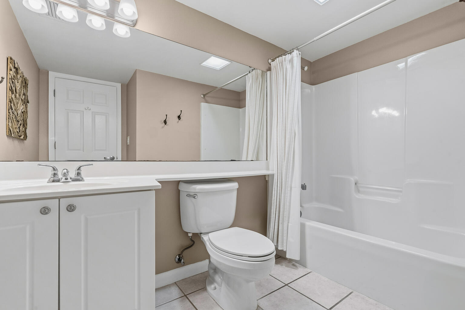 DUNE POINTE CONDO - Residential