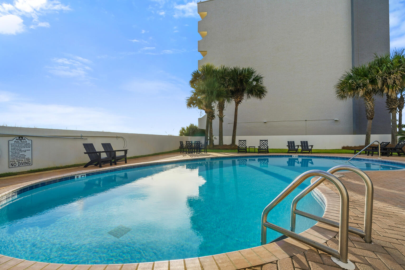 DUNE POINTE CONDO - Residential