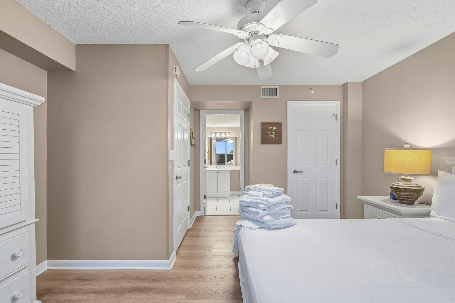 DUNE POINTE CONDO - Residential