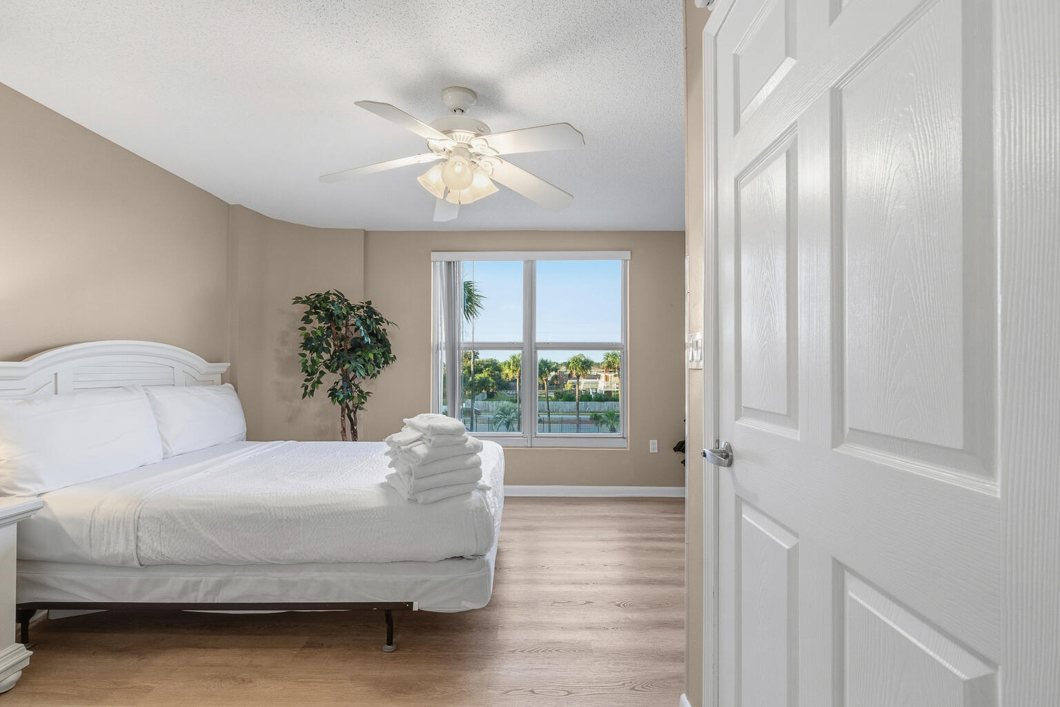 DUNE POINTE CONDO - Residential