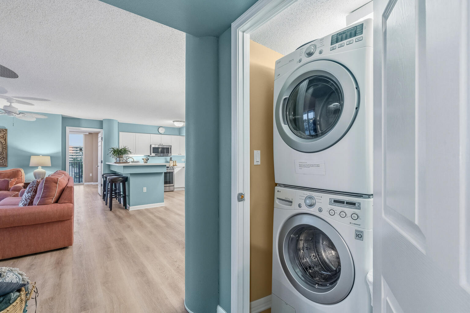 DUNE POINTE CONDO - Residential