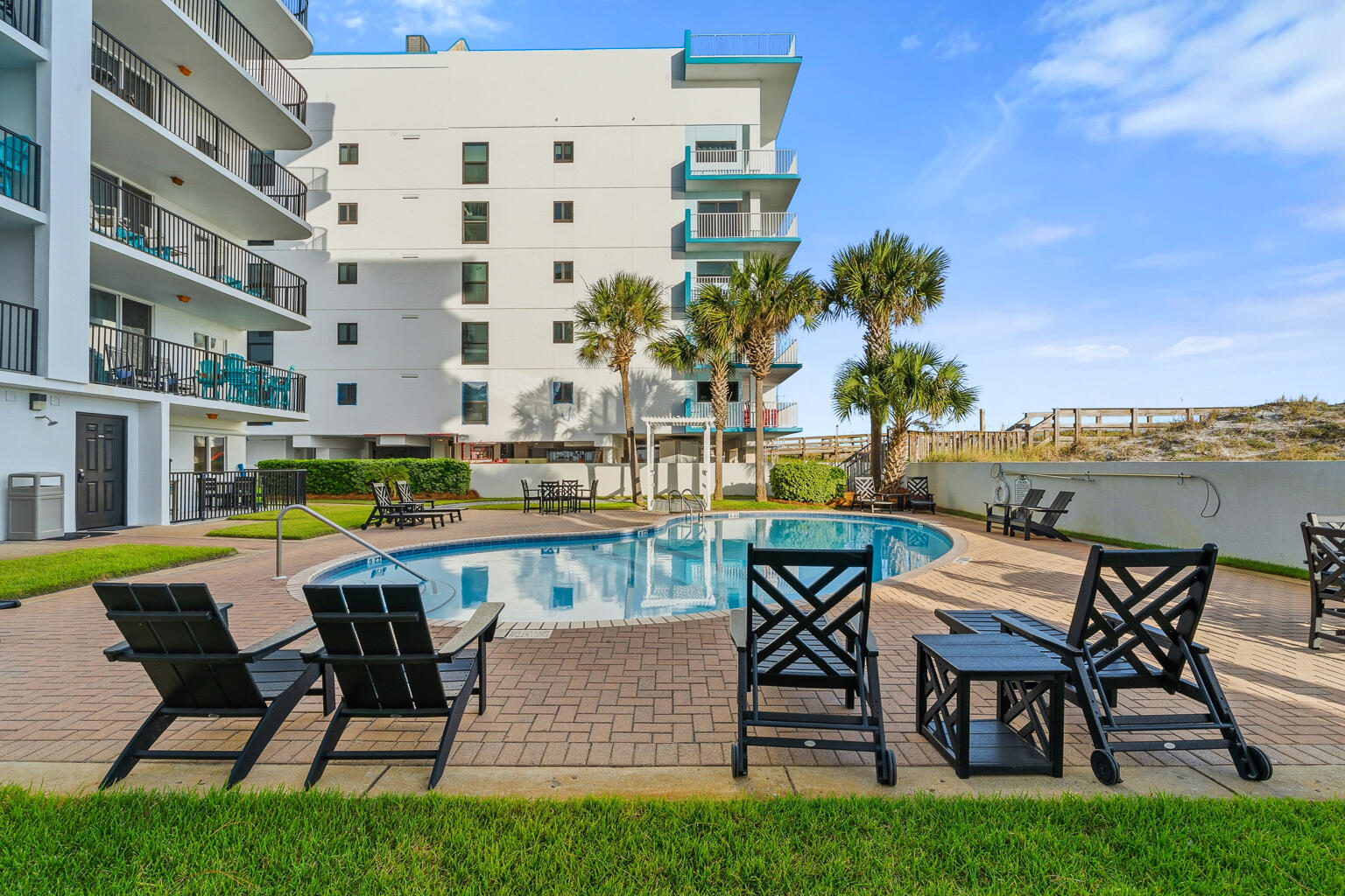 DUNE POINTE CONDO - Residential