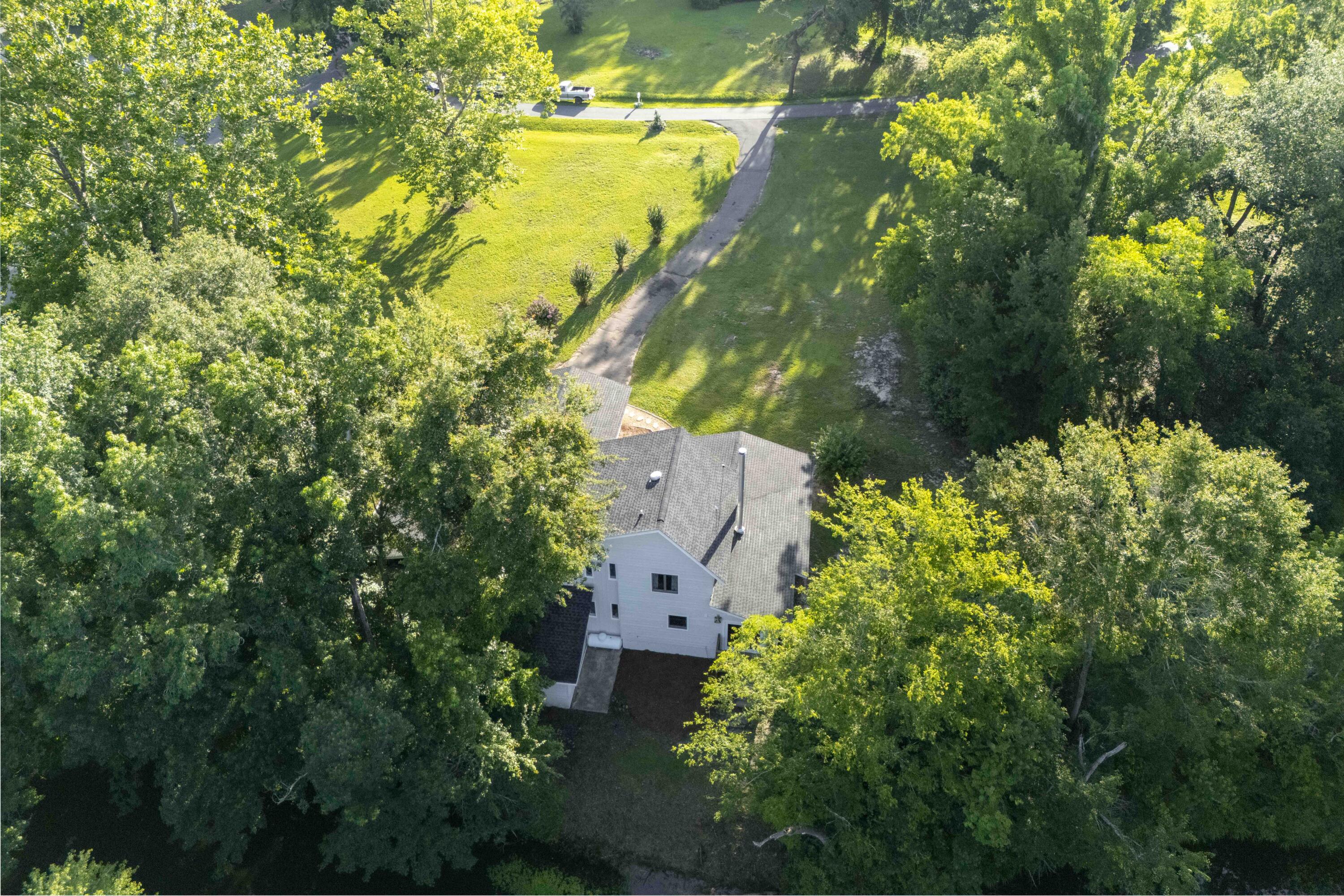 WINDWOOD HILLS UNREC - Residential