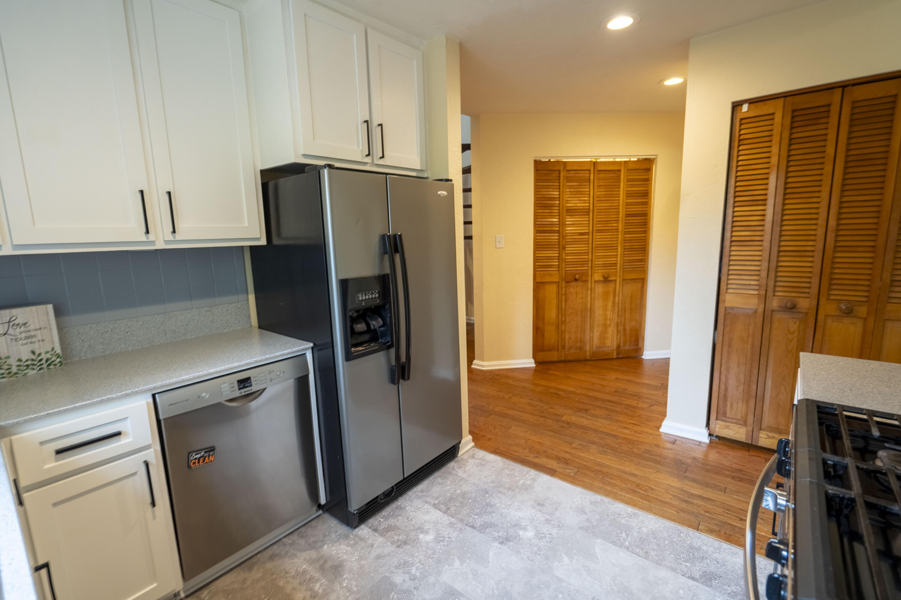 WINDWOOD HILLS UNREC - Residential