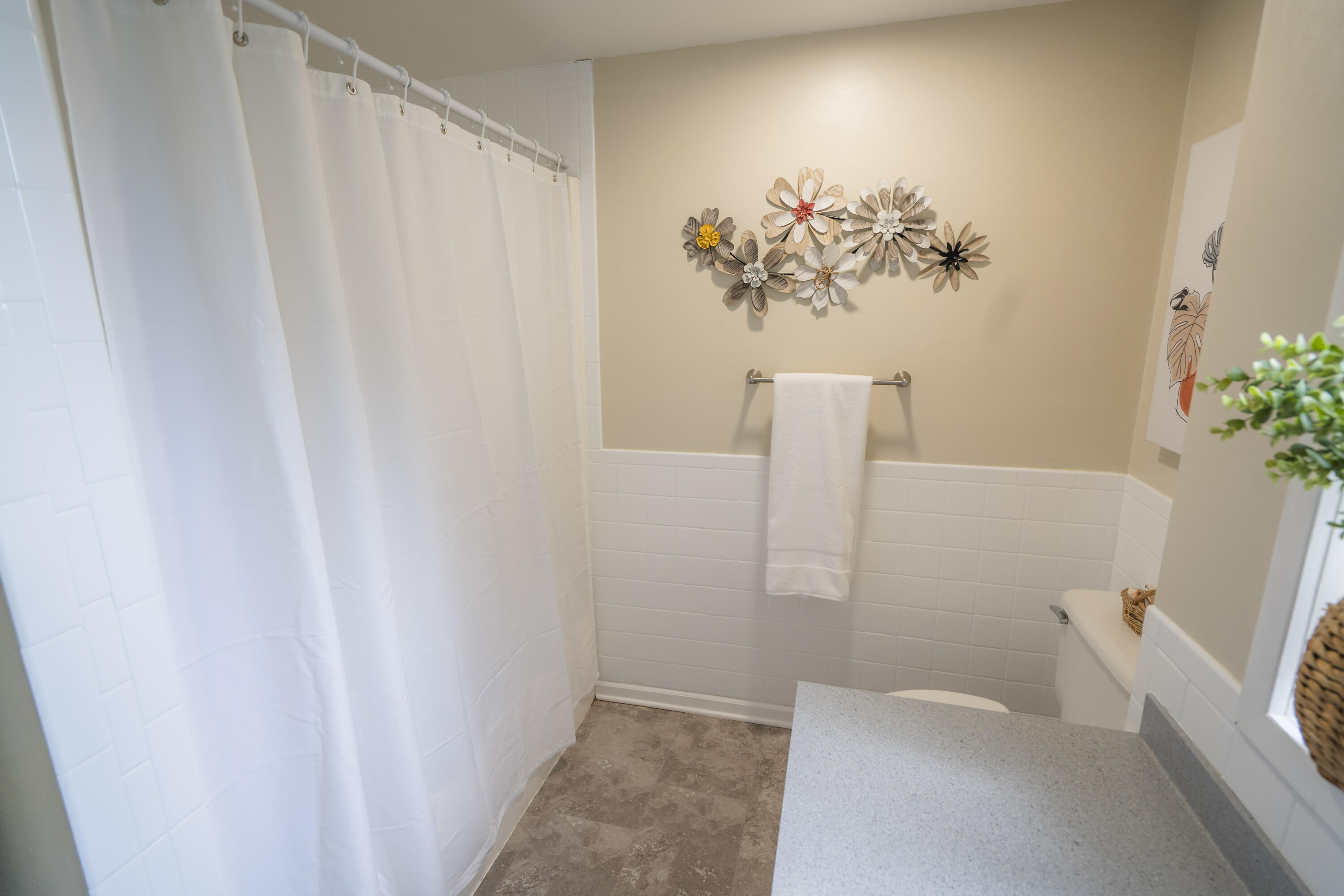 WINDWOOD HILLS UNREC - Residential