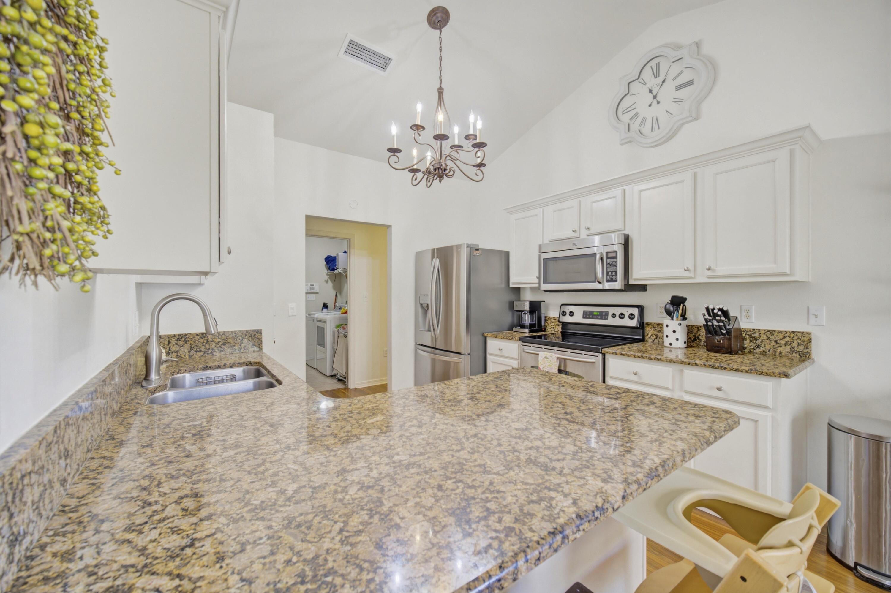 HIDDEN PINES S/D - Residential