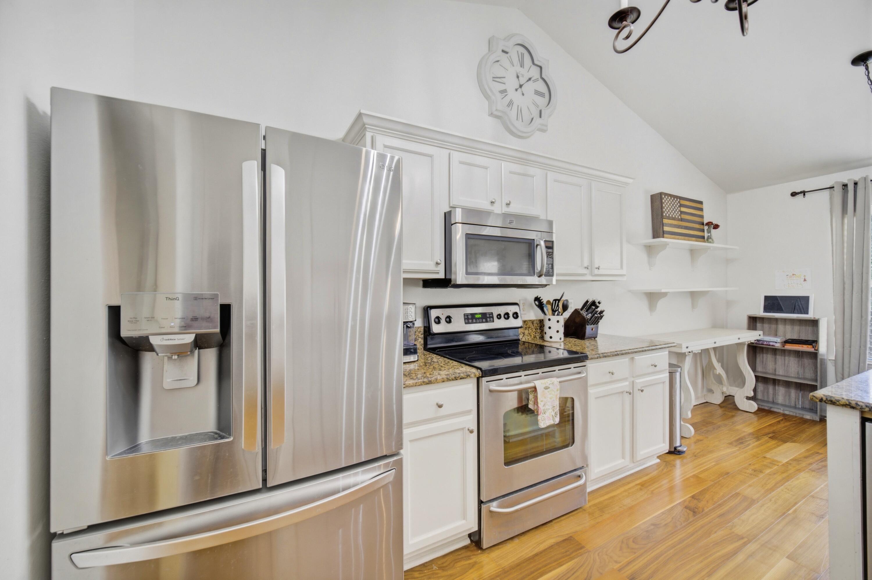 HIDDEN PINES S/D - Residential