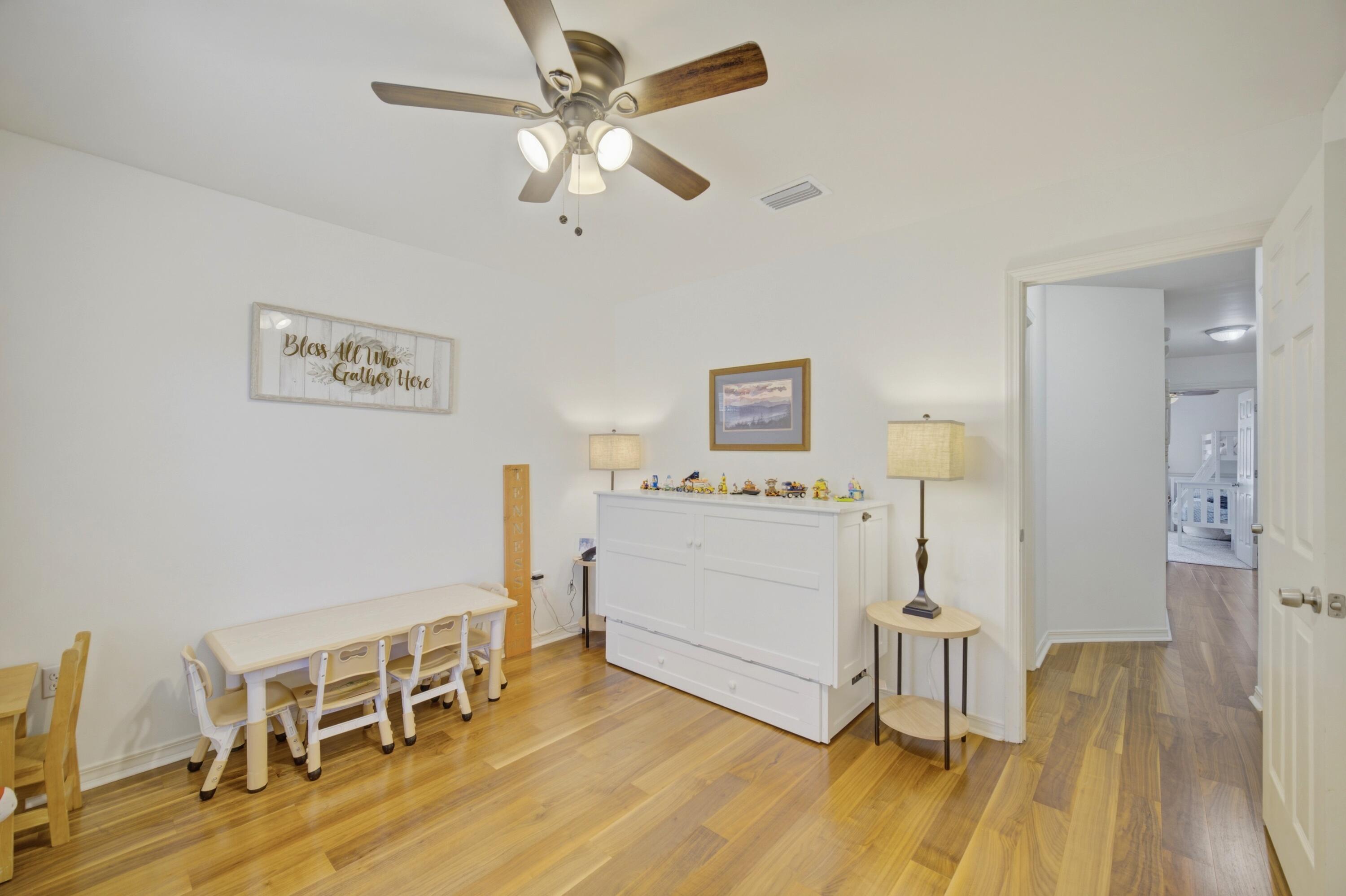 HIDDEN PINES S/D - Residential