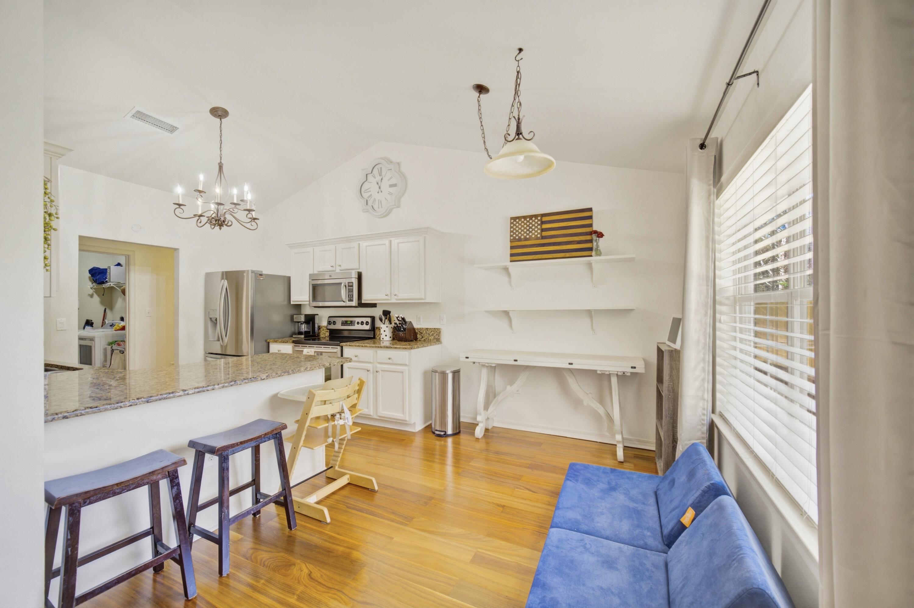 HIDDEN PINES S/D - Residential