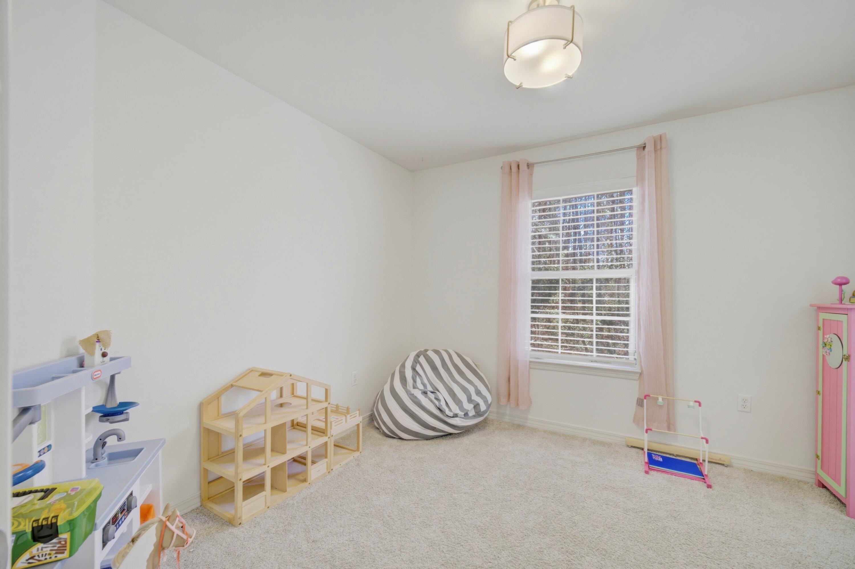 HIDDEN PINES S/D - Residential