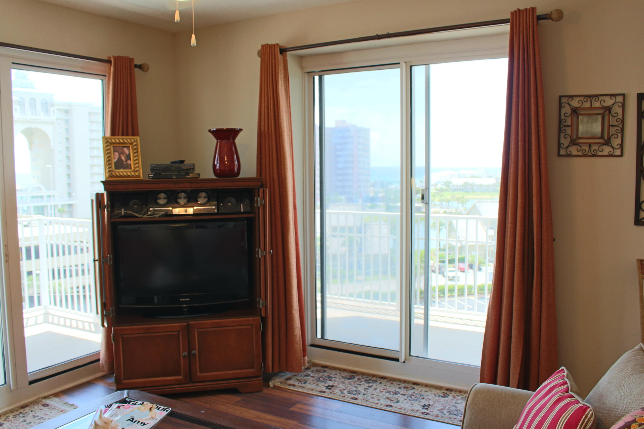 Ariel Dunes I - Residential