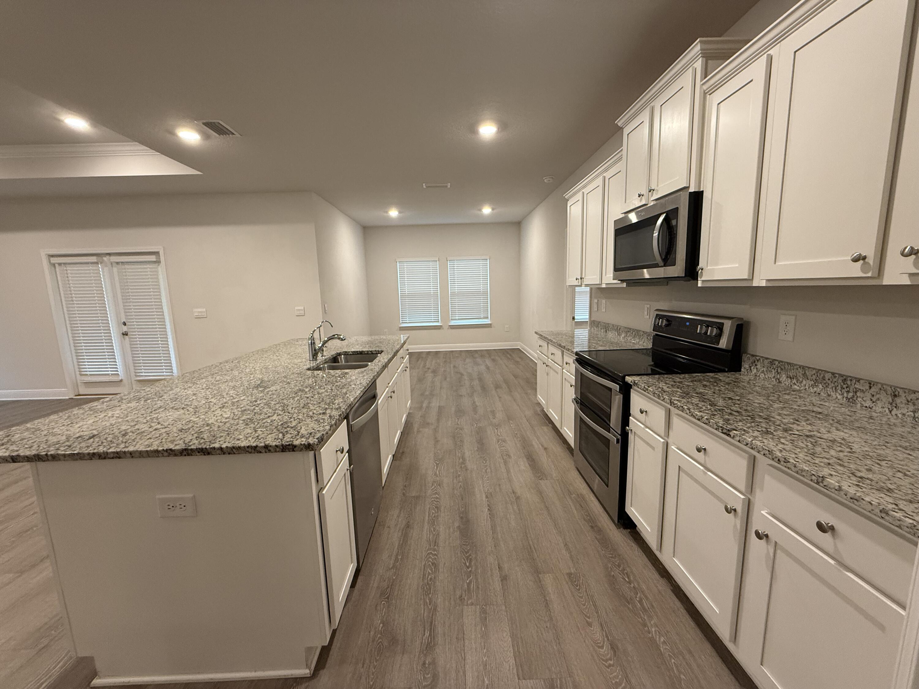 ASHTON PARK PH I - Residential