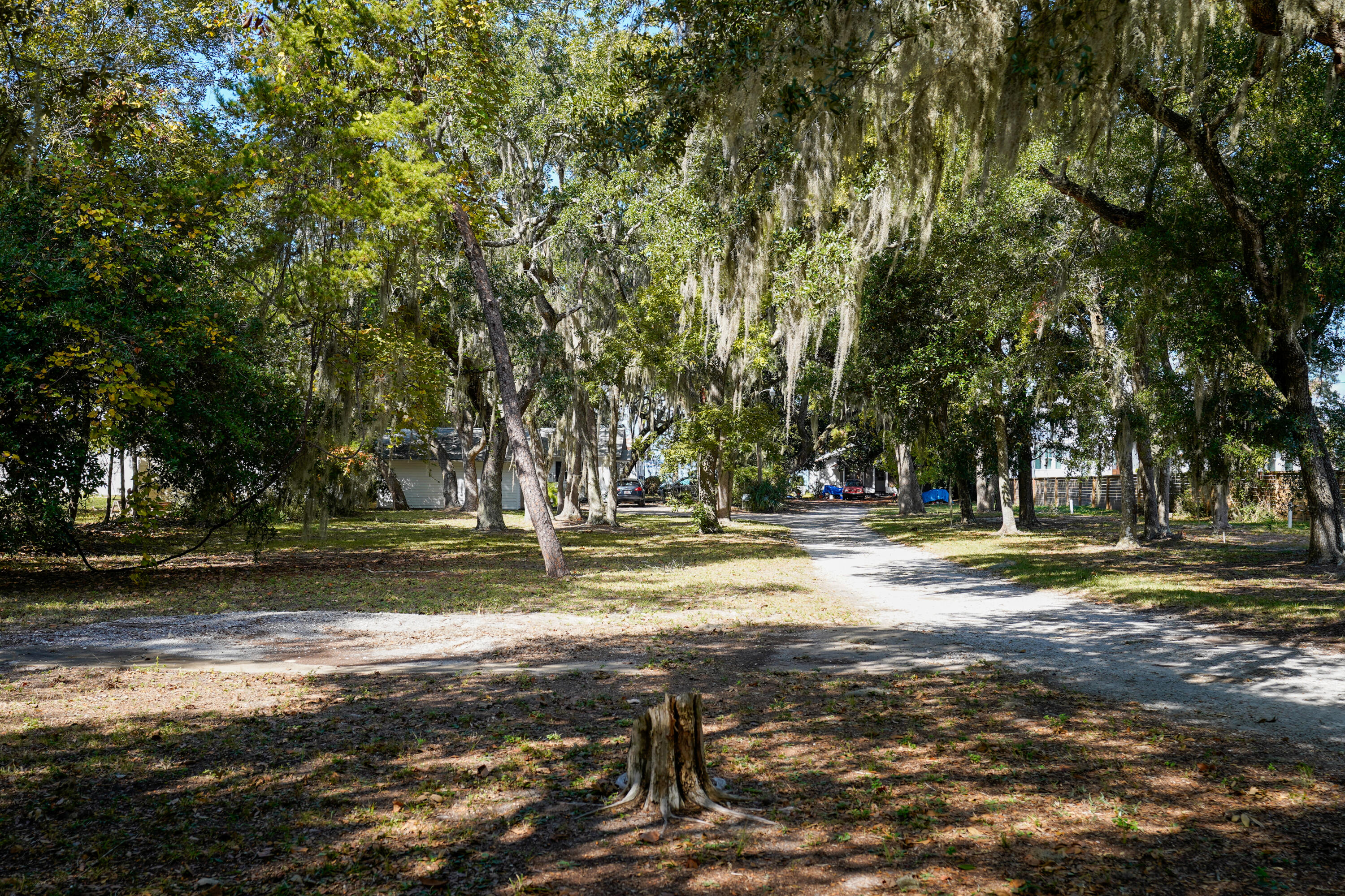 DESTIN - Land