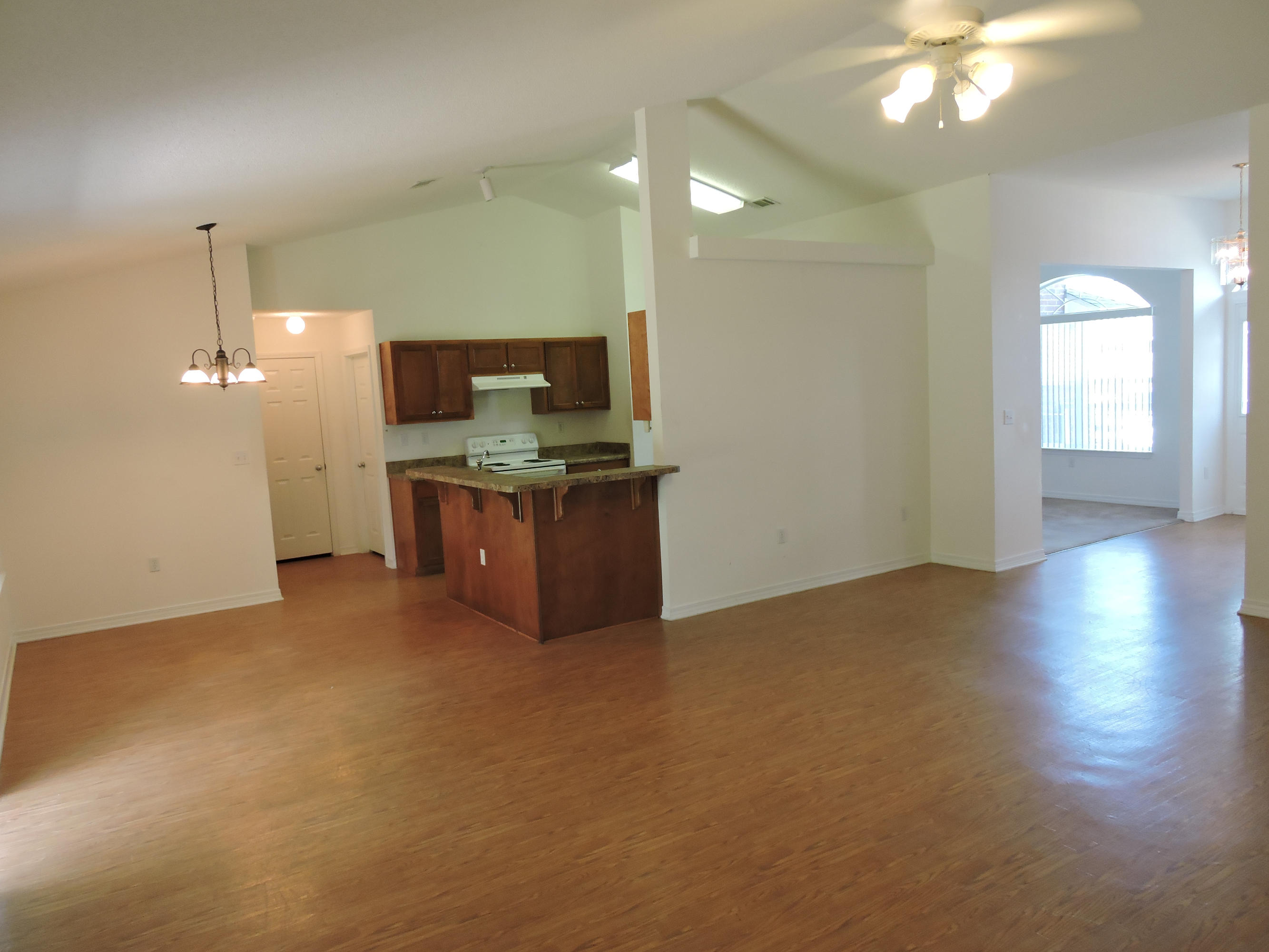 LEE FARMS PH I LOT 19 BLK A - Residential Lease