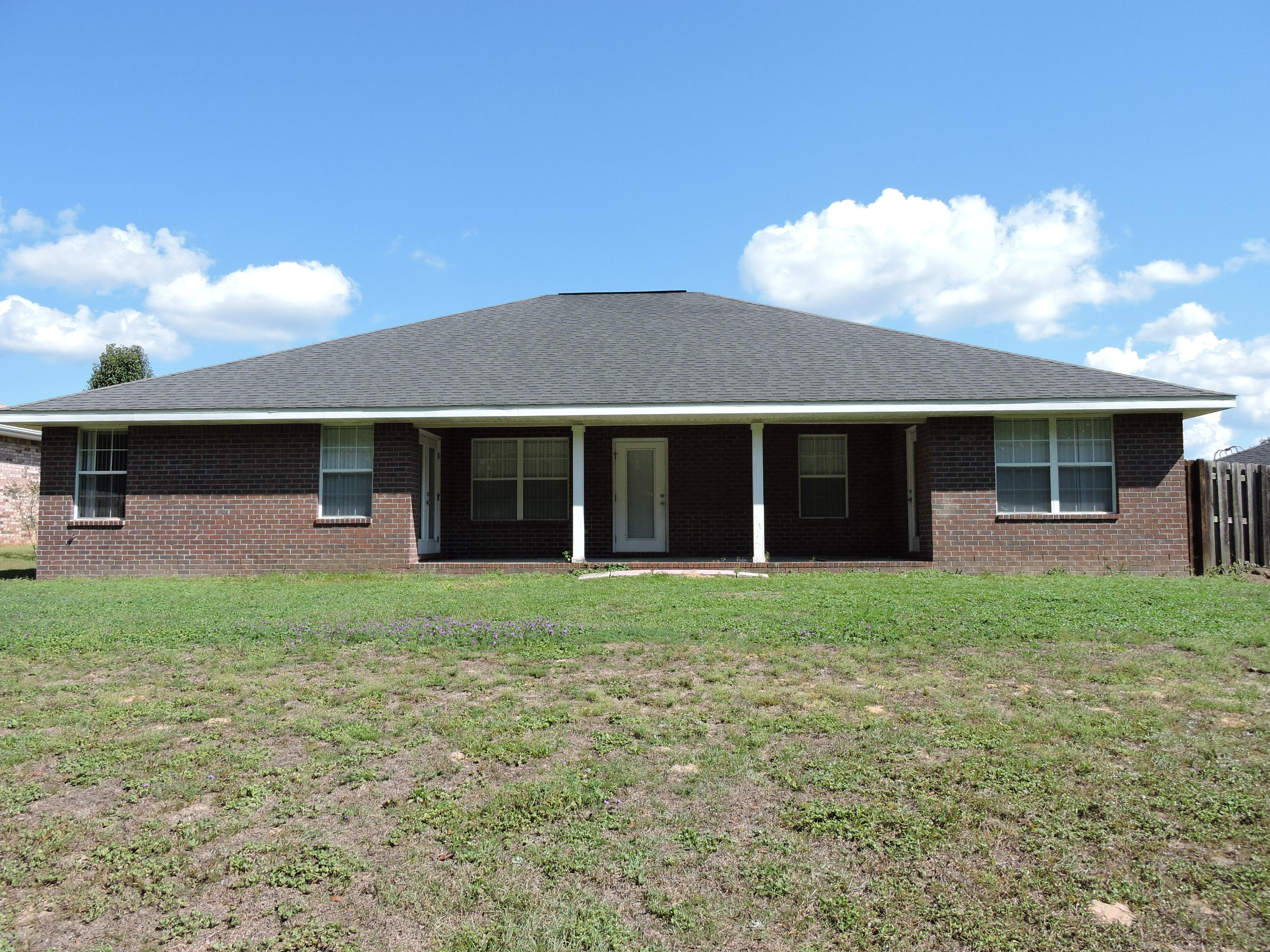 LEE FARMS PH I LOT 19 BLK A - Residential Lease