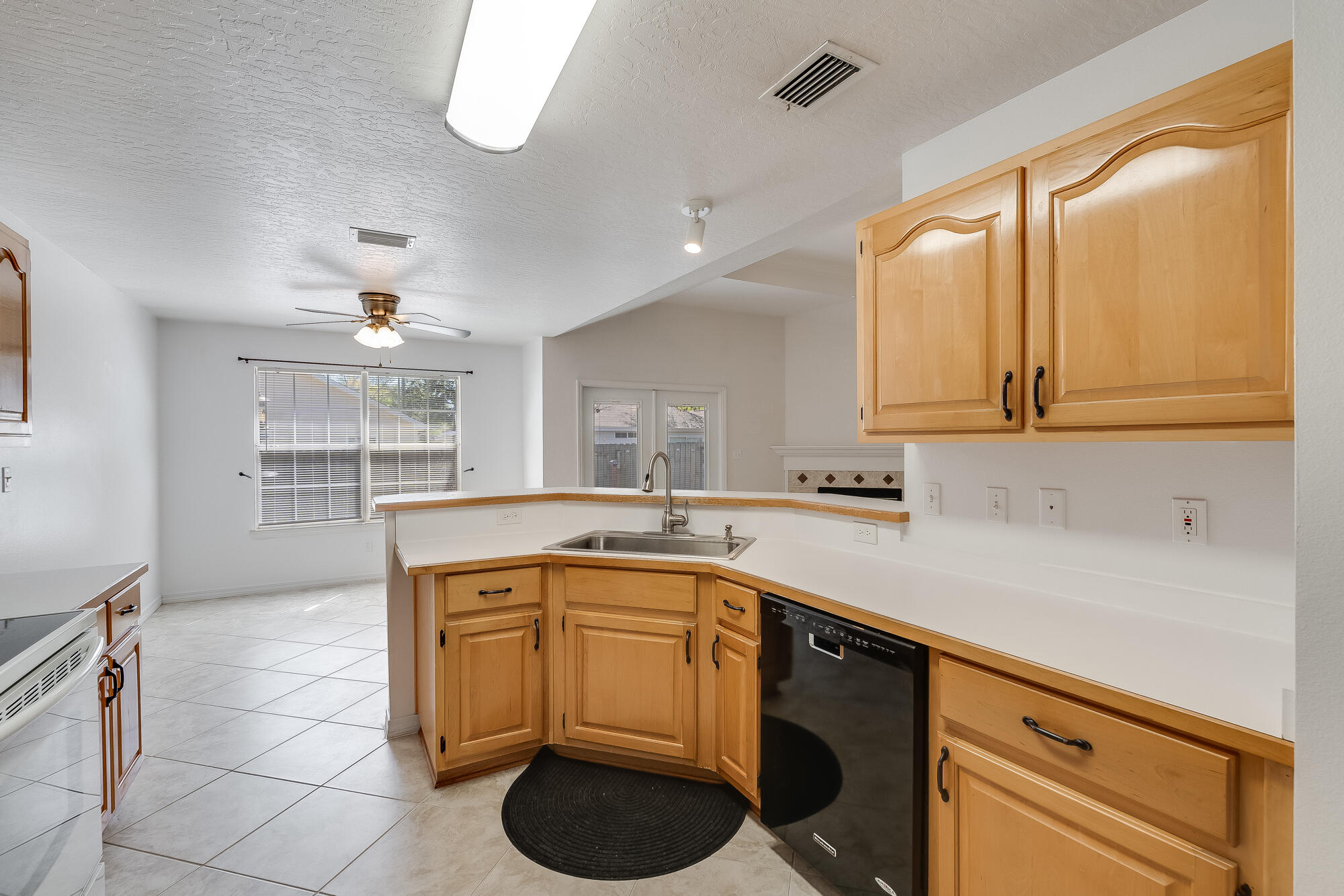 OLD TOWN PH 2 - Residential