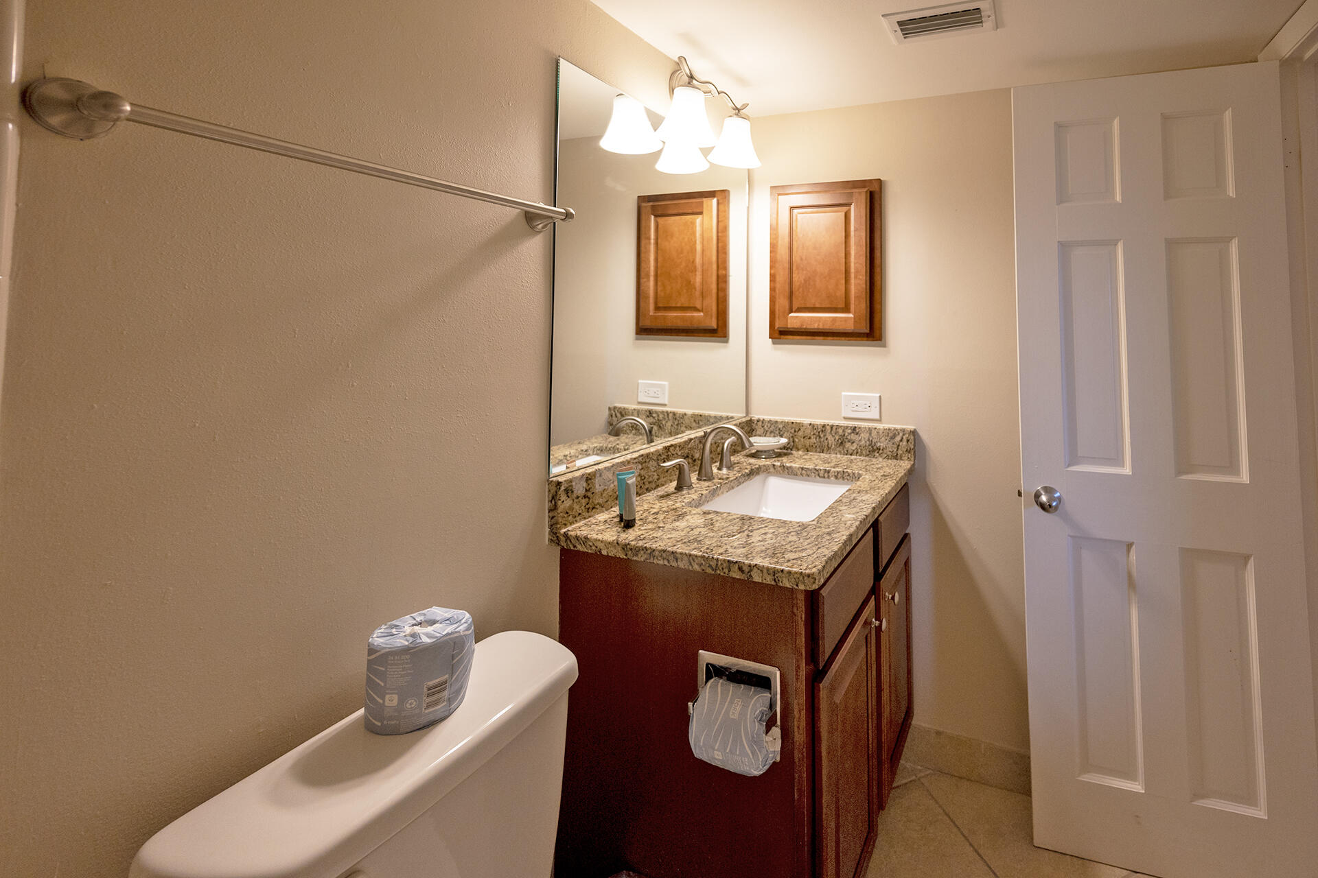 MAINSAIL CONDO PH I - Residential
