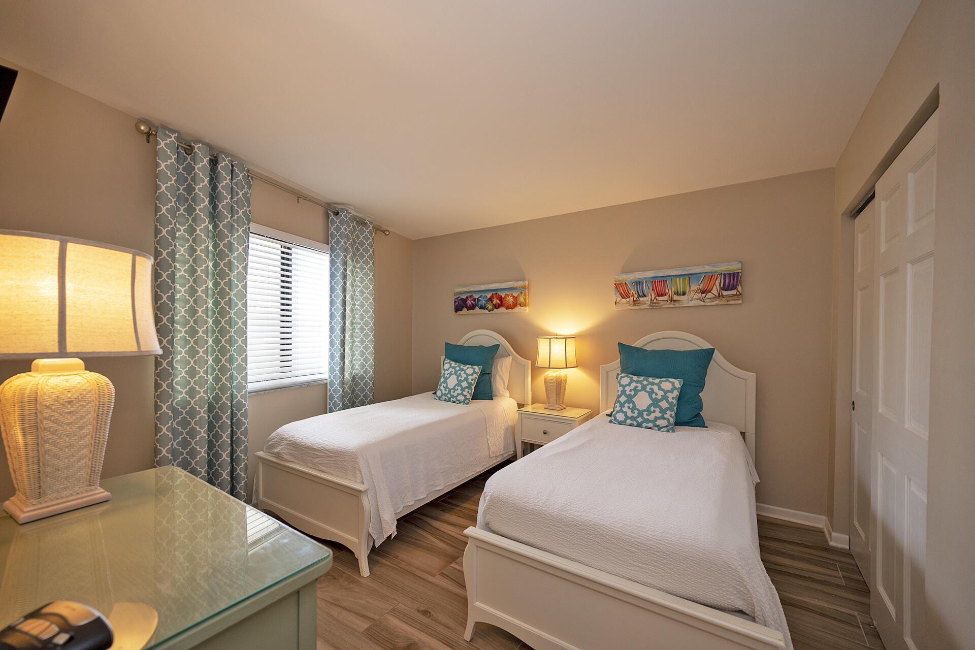 MAINSAIL CONDO PH I - Residential