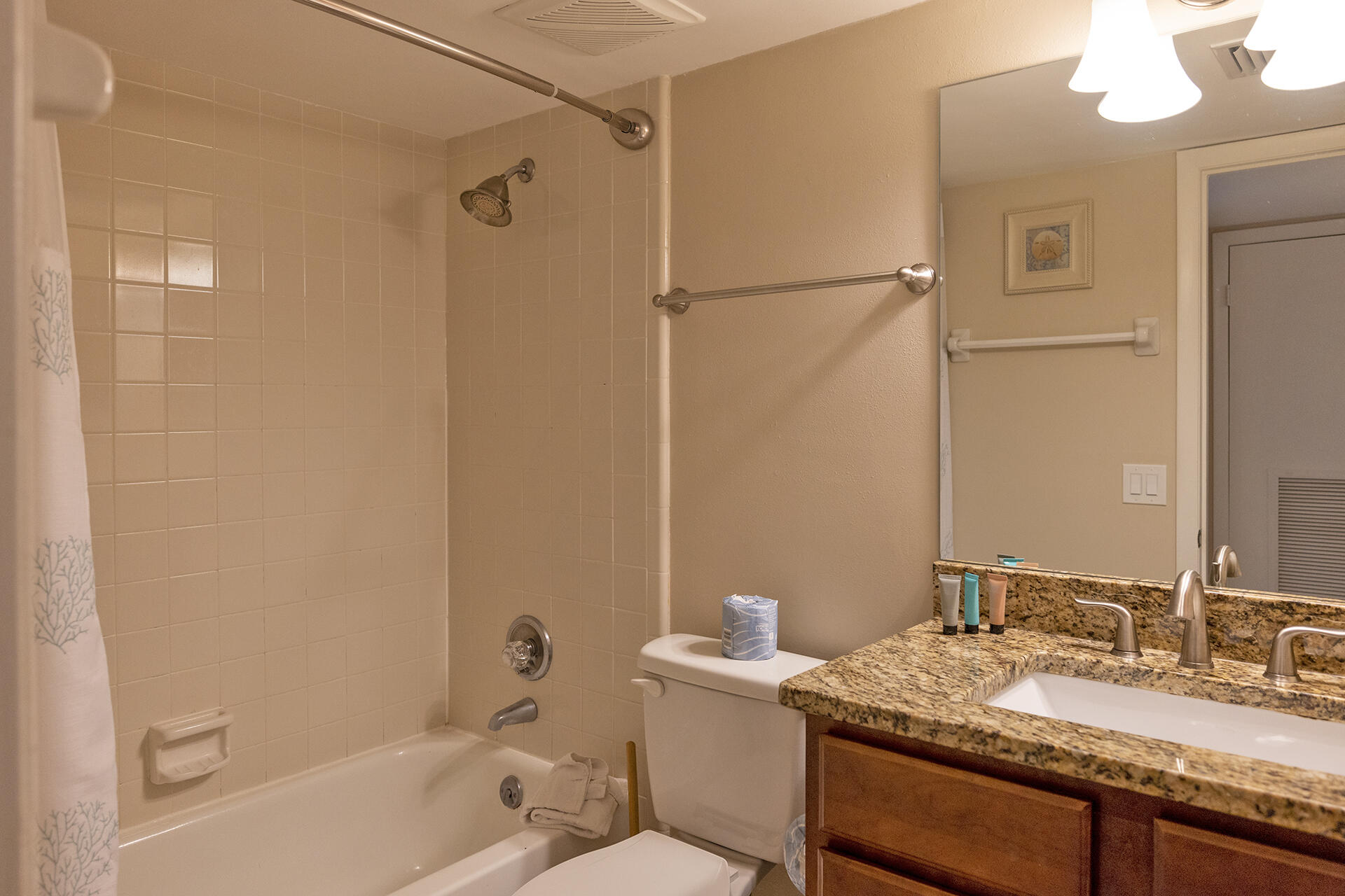 MAINSAIL CONDO PH I - Residential