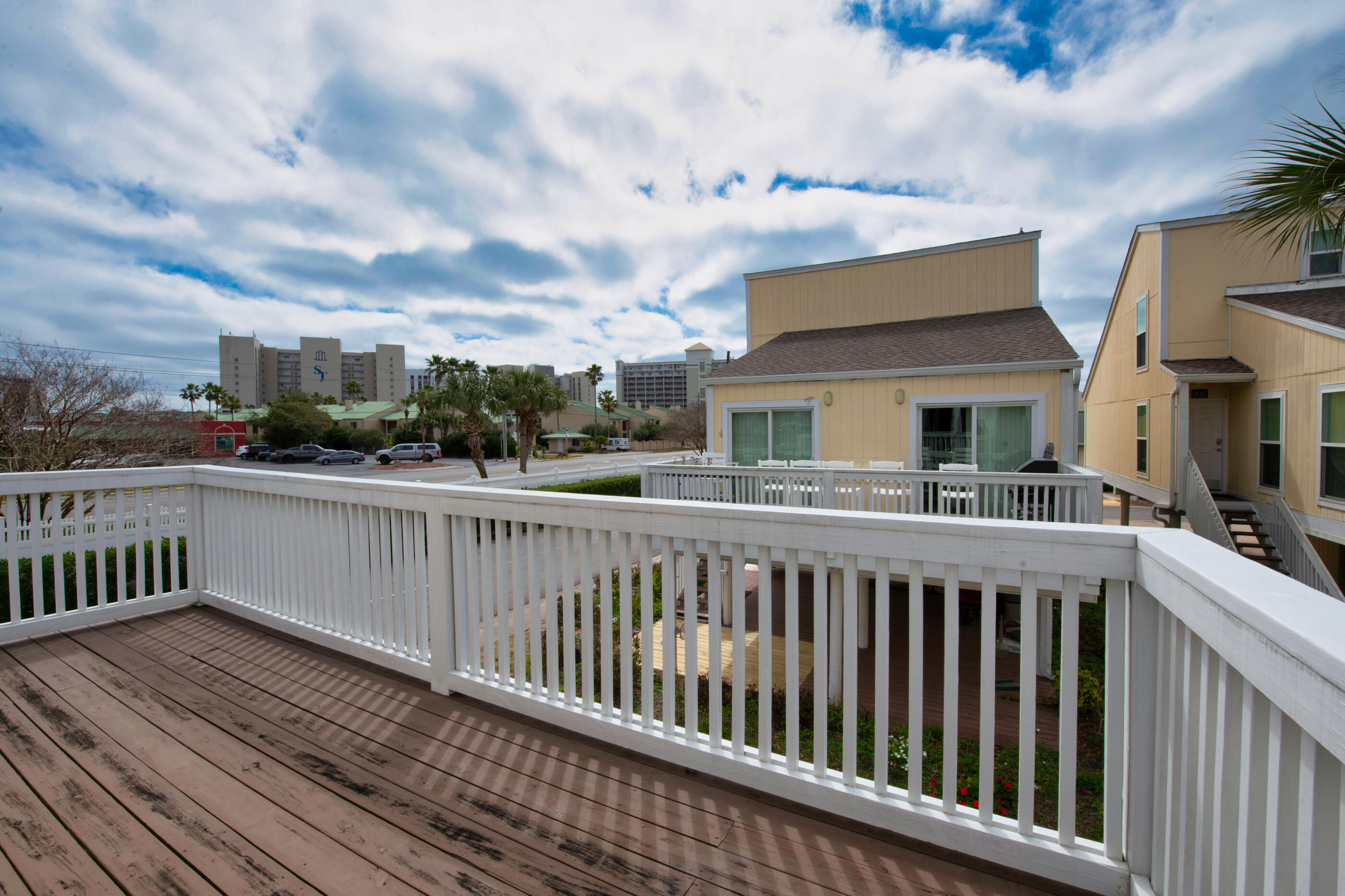 SANDPIPER COVE PH 10 - Residential