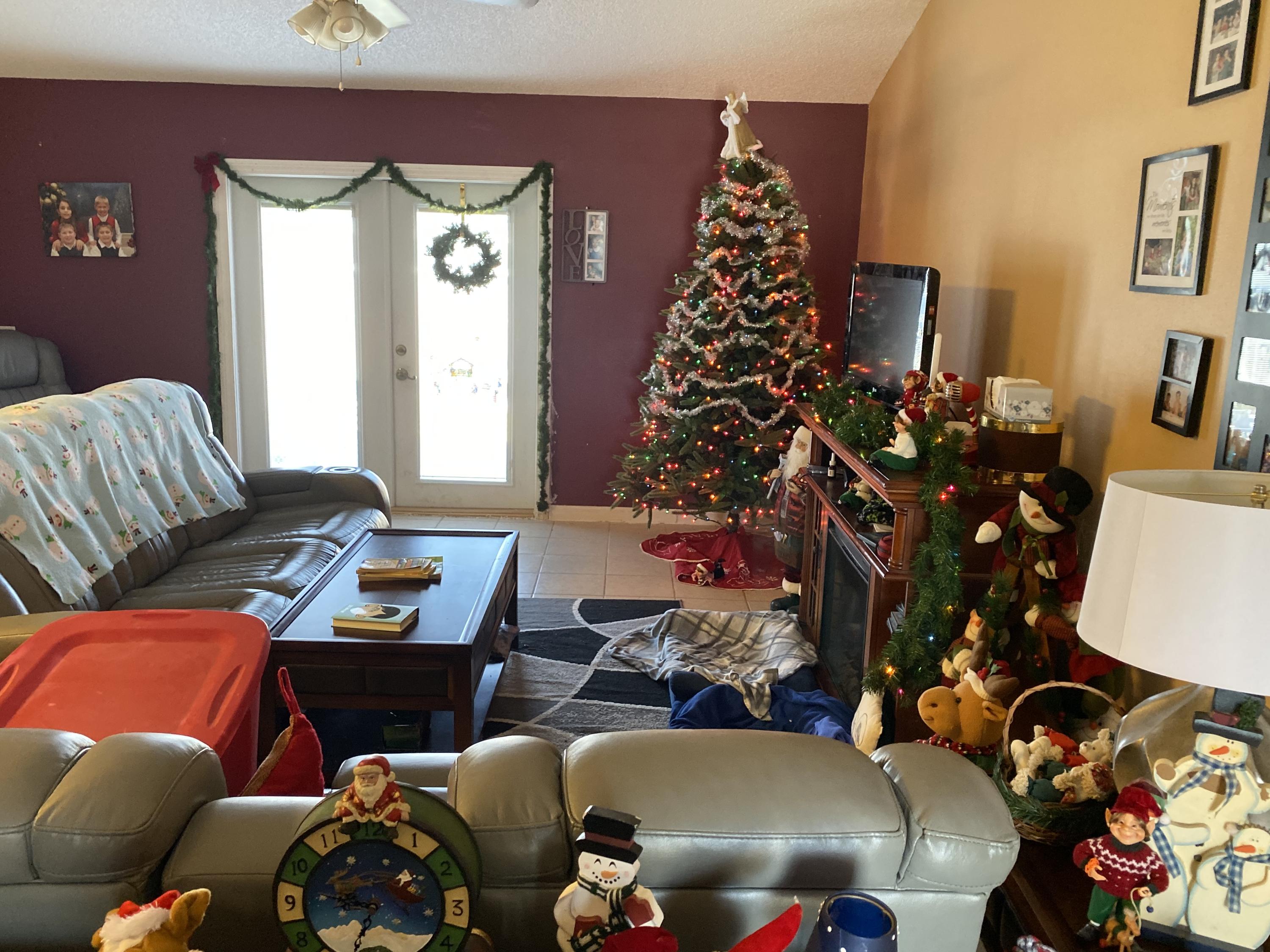 SHADOW LAKES - Residential