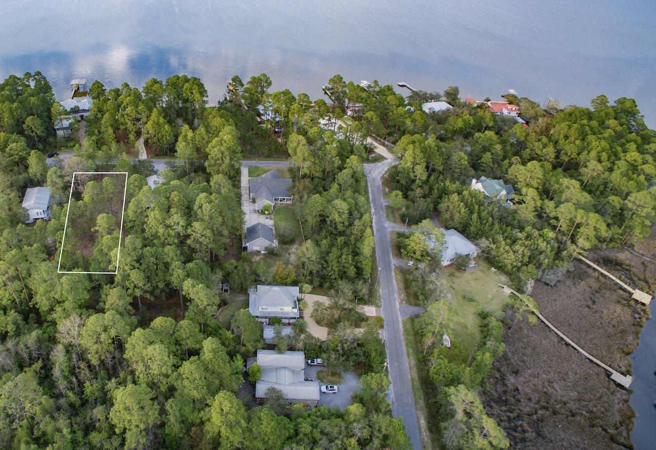 BAY PINE SHORES - Land