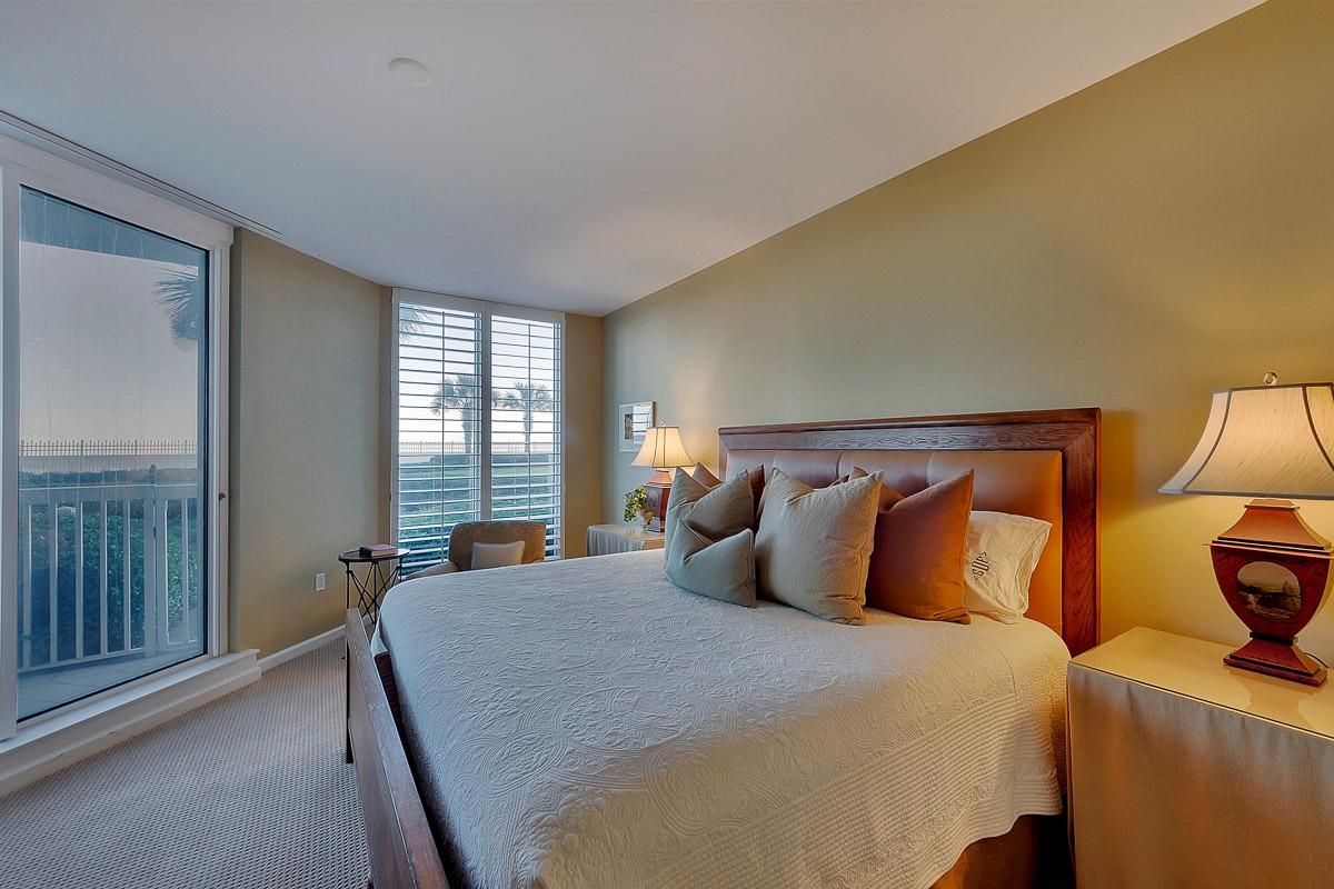 SILVER BEACH TOWERS - Residential