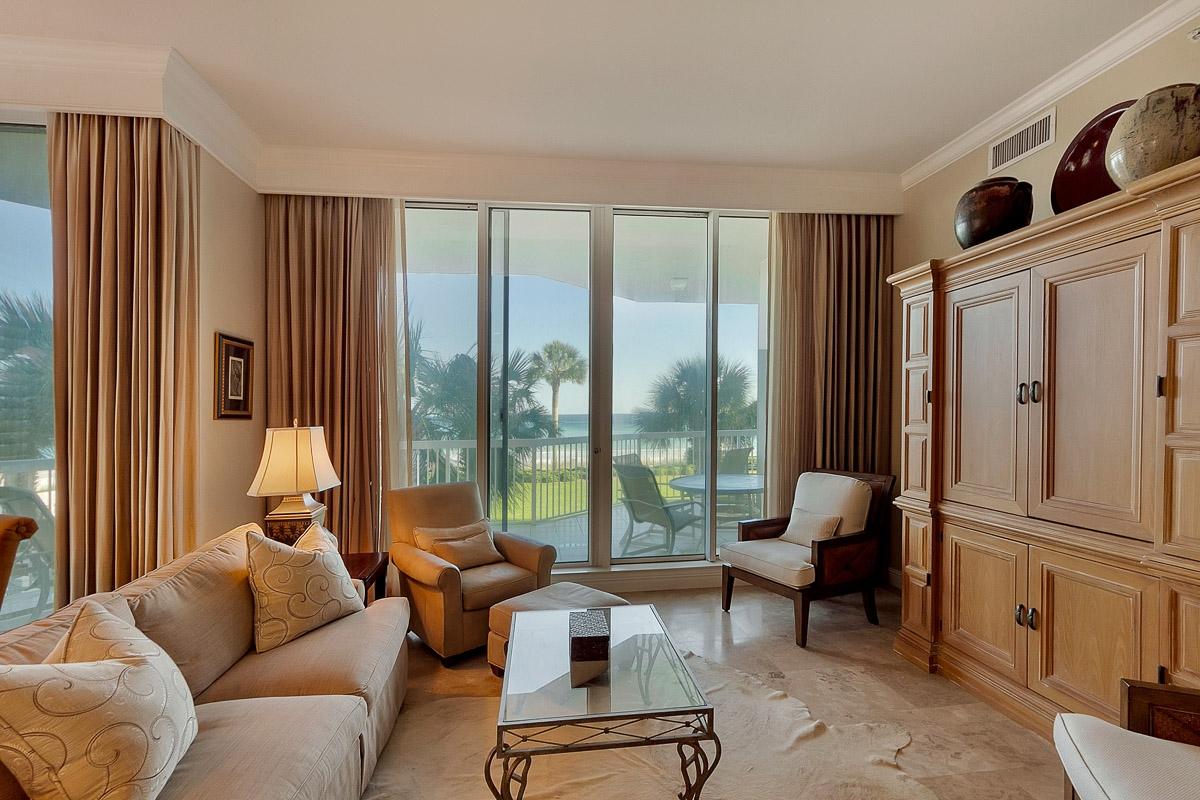 SILVER BEACH TOWERS - Residential
